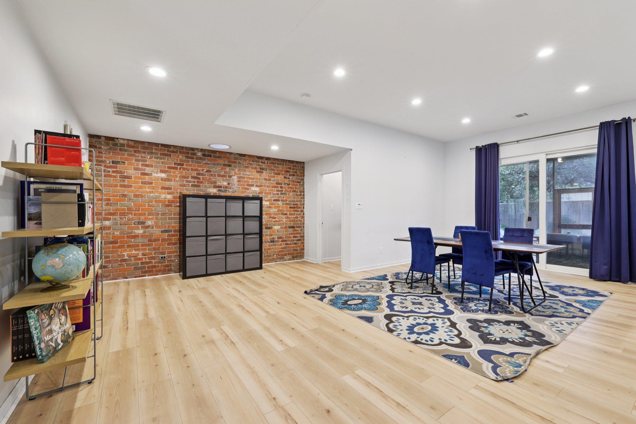 3205 Skylark Dr, Austin, TX 78757