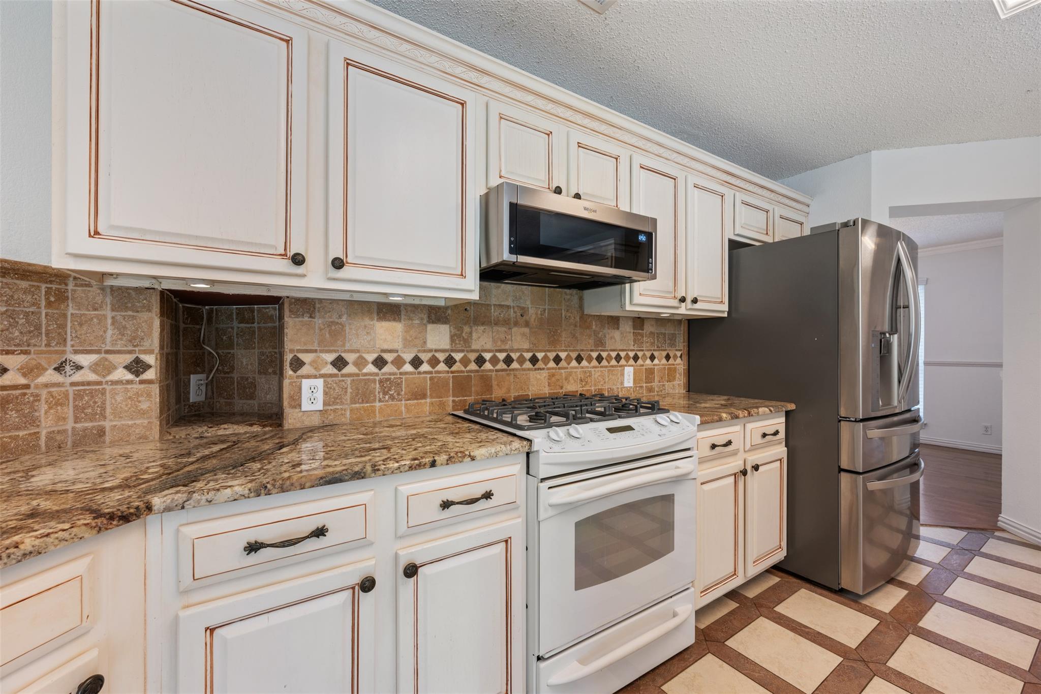 3635 Flora Vista Loop, Round Rock, TX 78681