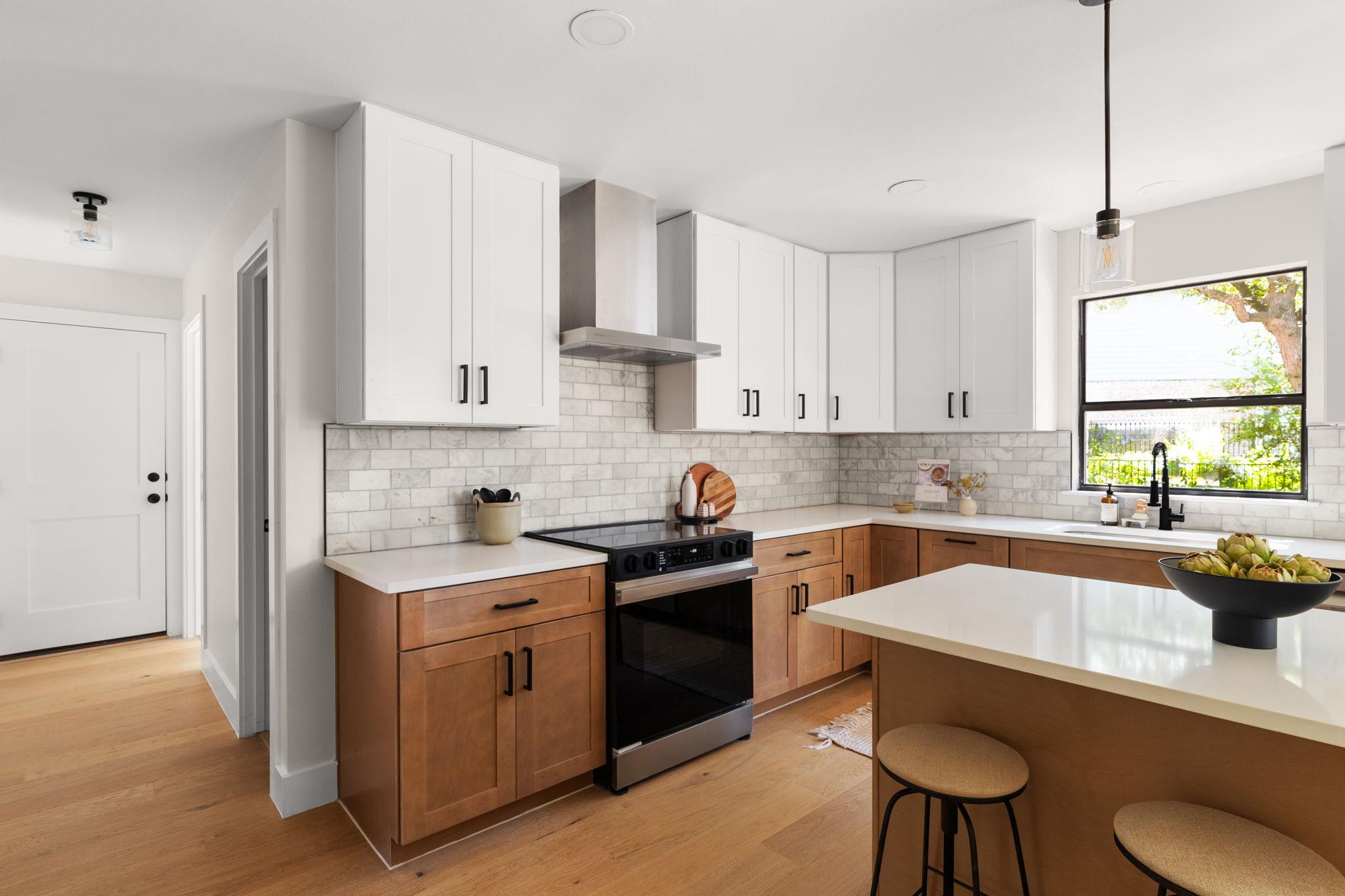 10905 Chateau Hl, Austin, TX 78750