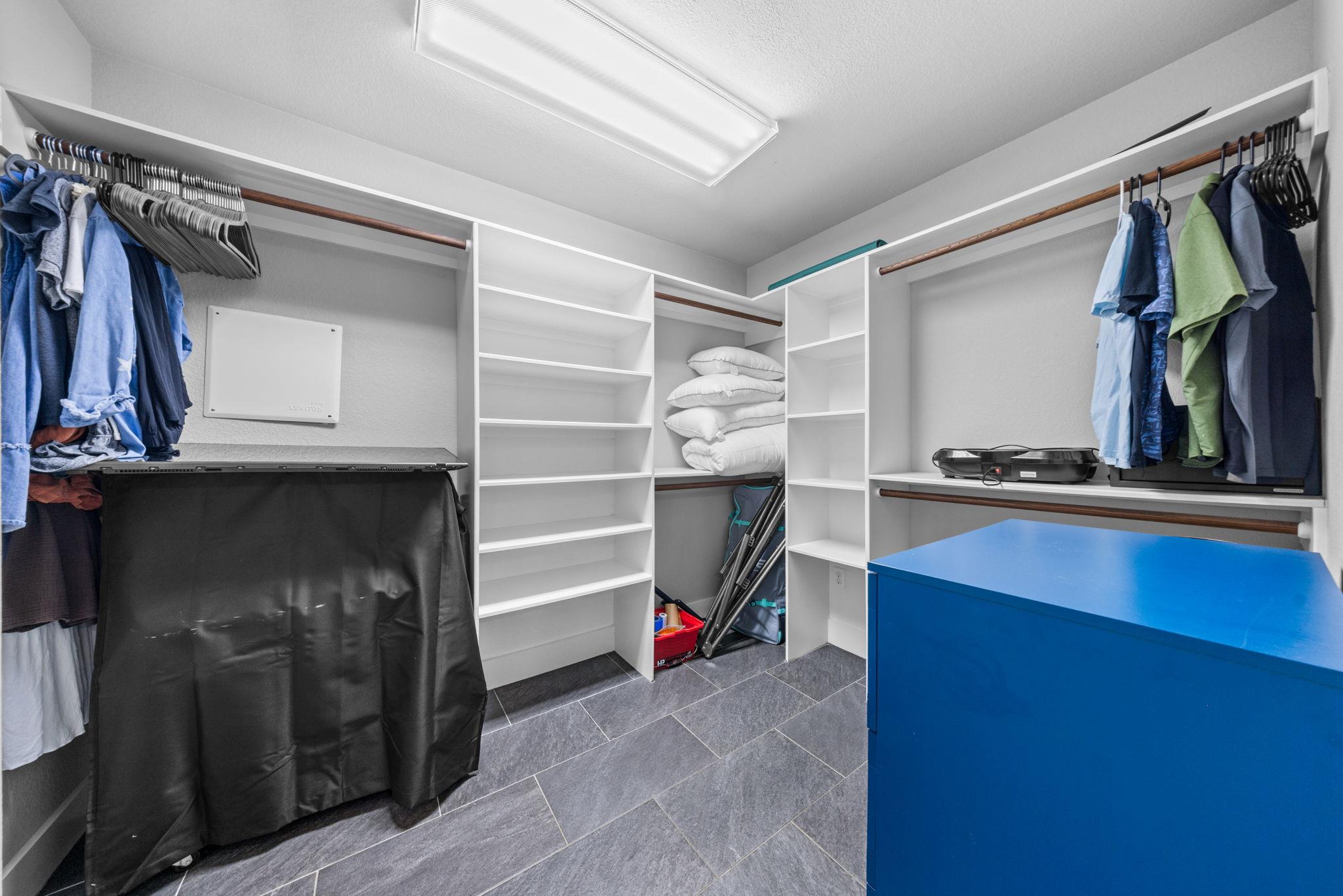 303 Robin Hood Ln, Granite Shoals, TX 78654