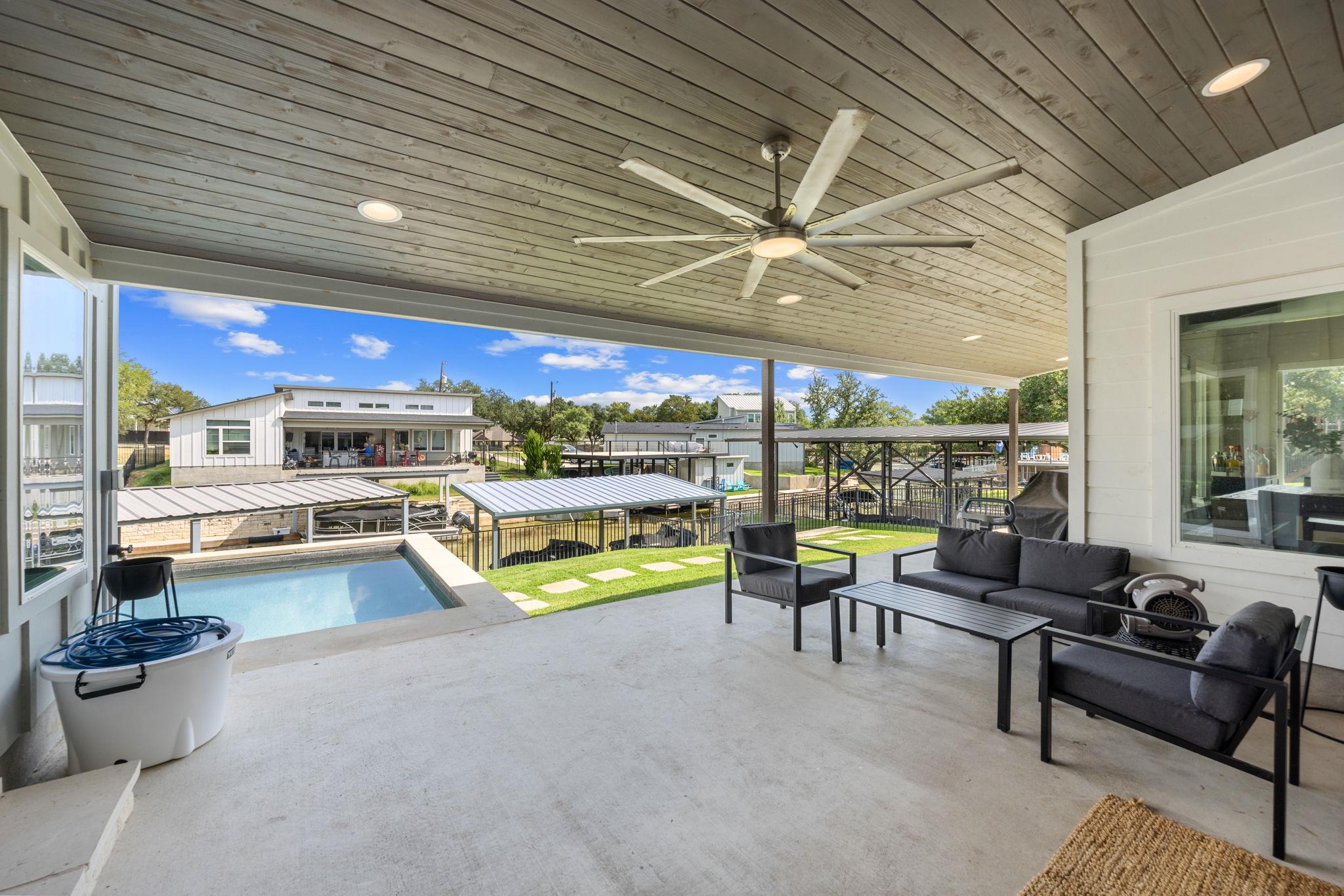 303 Robin Hood Ln, Granite Shoals, TX 78654