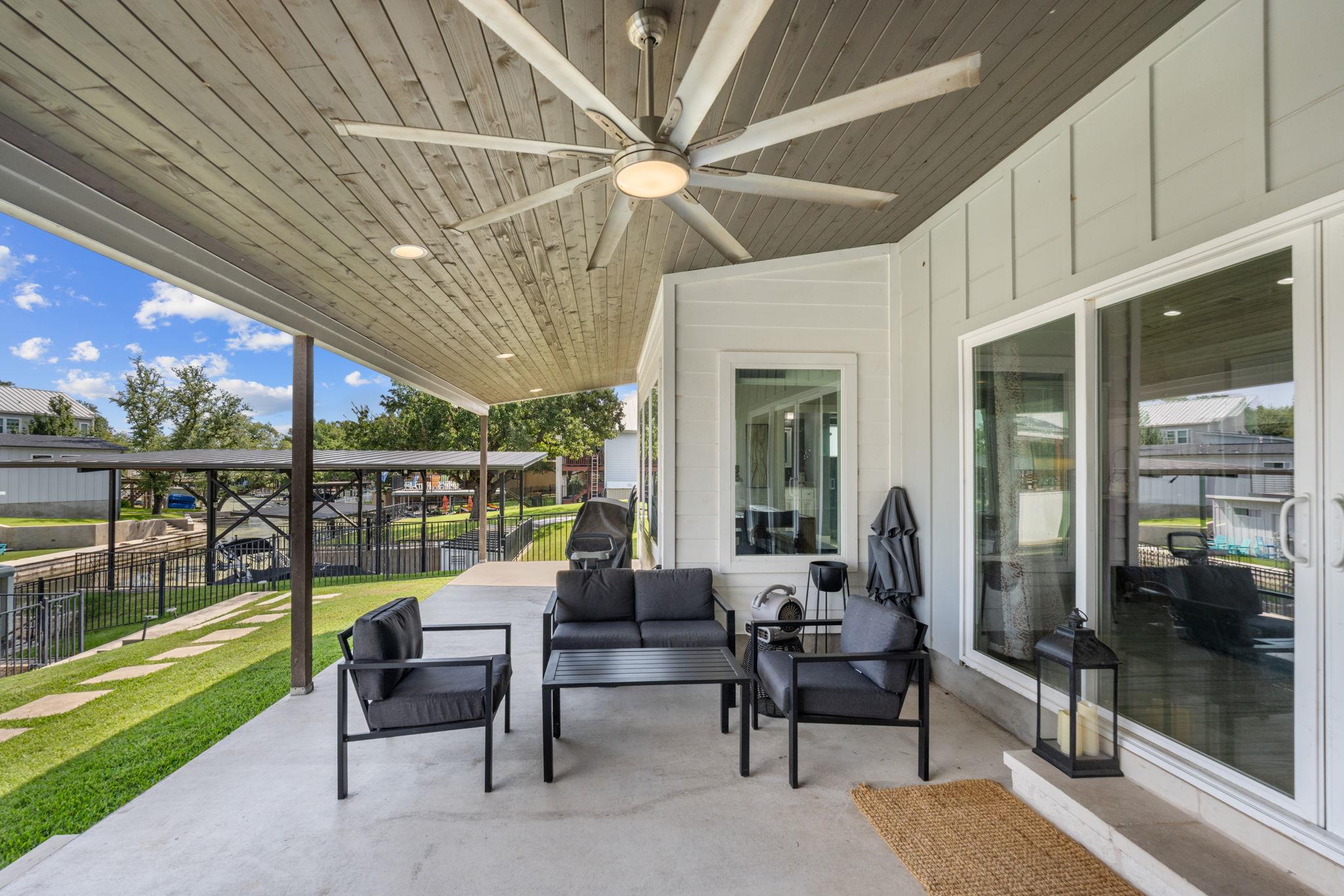 303 Robin Hood Ln, Granite Shoals, TX 78654