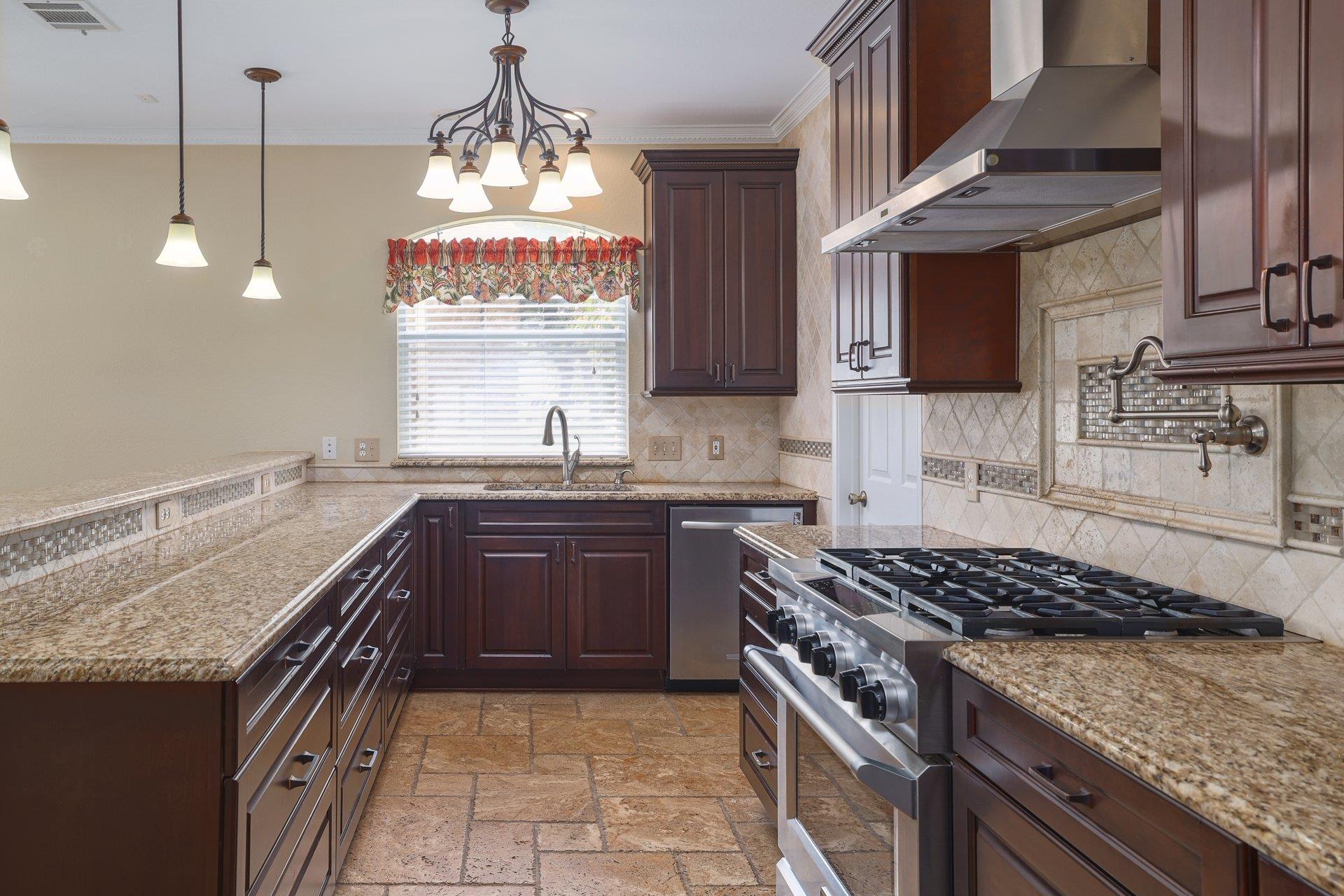 2101 Simbrah Dr, Cedar Park, TX 78613