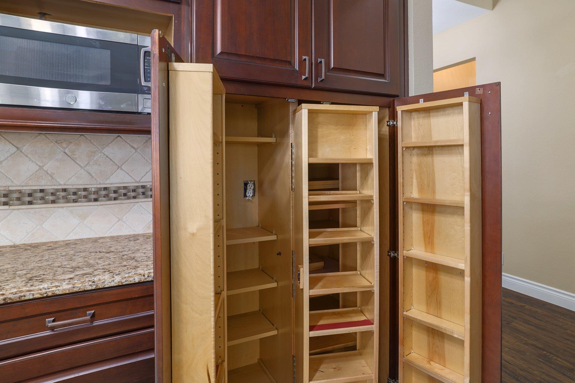 2101 Simbrah Dr, Cedar Park, TX 78613