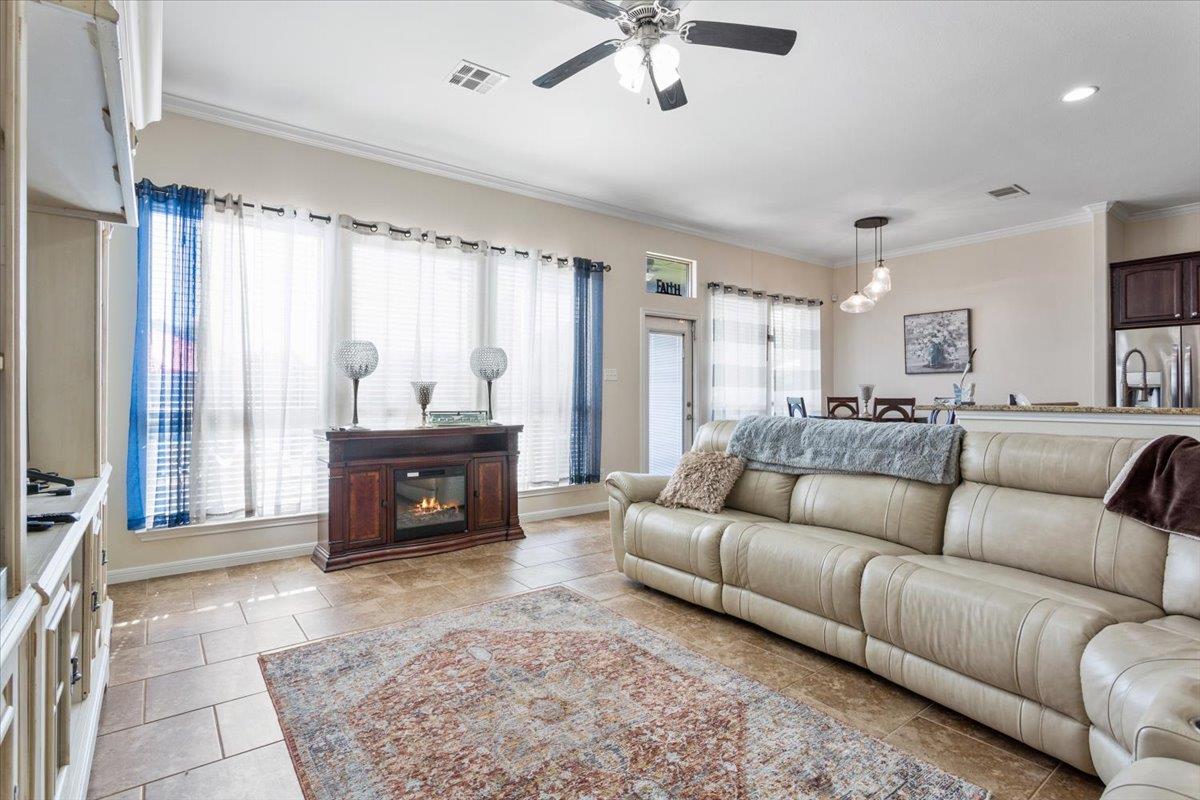 4017 Woodhaven Dr, Nolanville, TX 76559