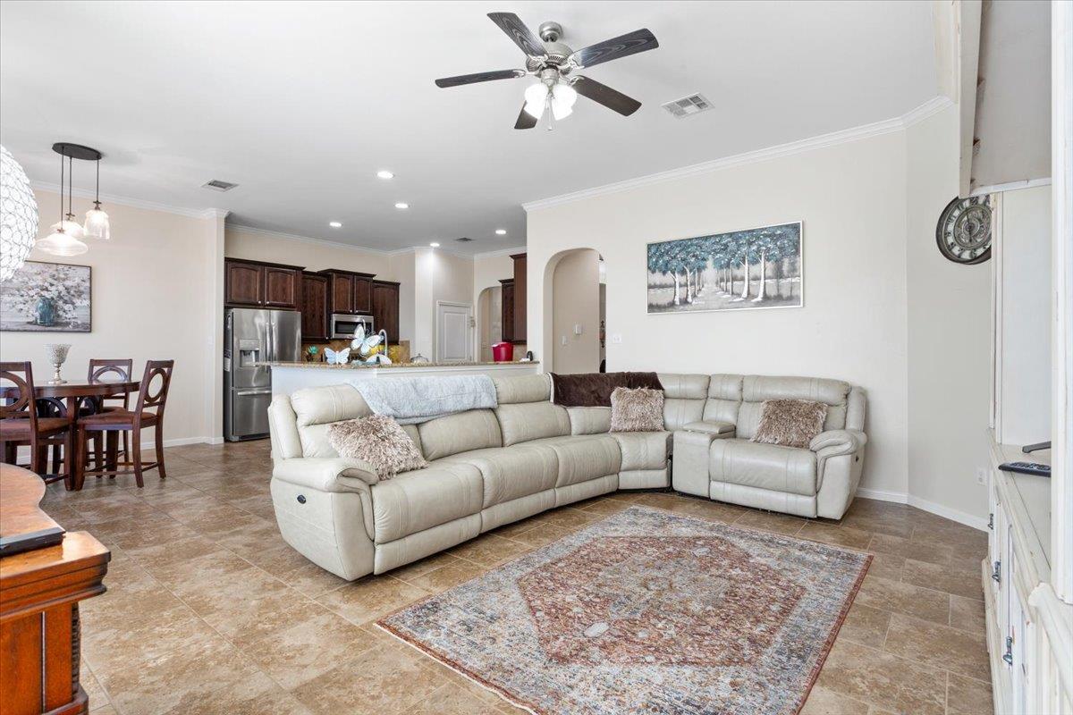 4017 Woodhaven Dr, Nolanville, TX 76559