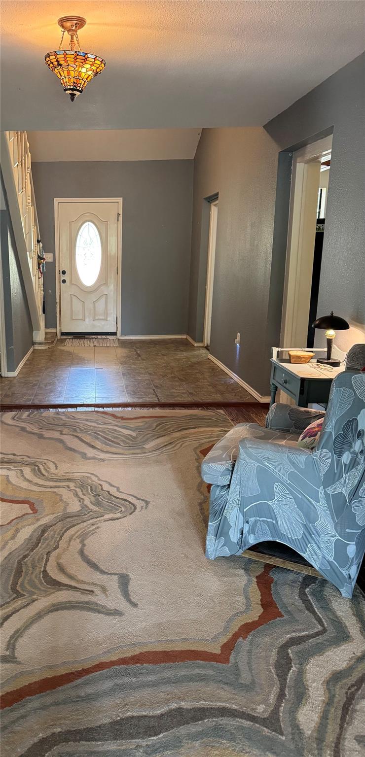 810 Pine Valley Loop, Smithville, TX 78957