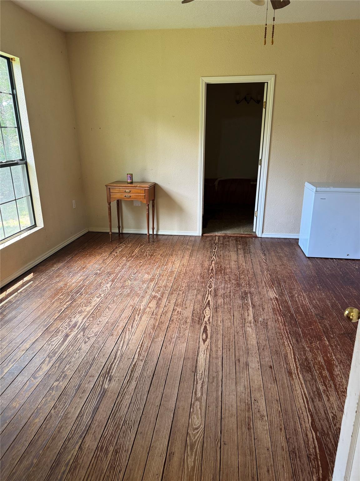 810 Pine Valley Loop, Smithville, TX 78957