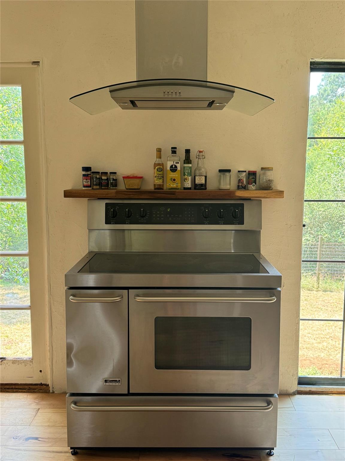 810 Pine Valley Loop, Smithville, TX 78957