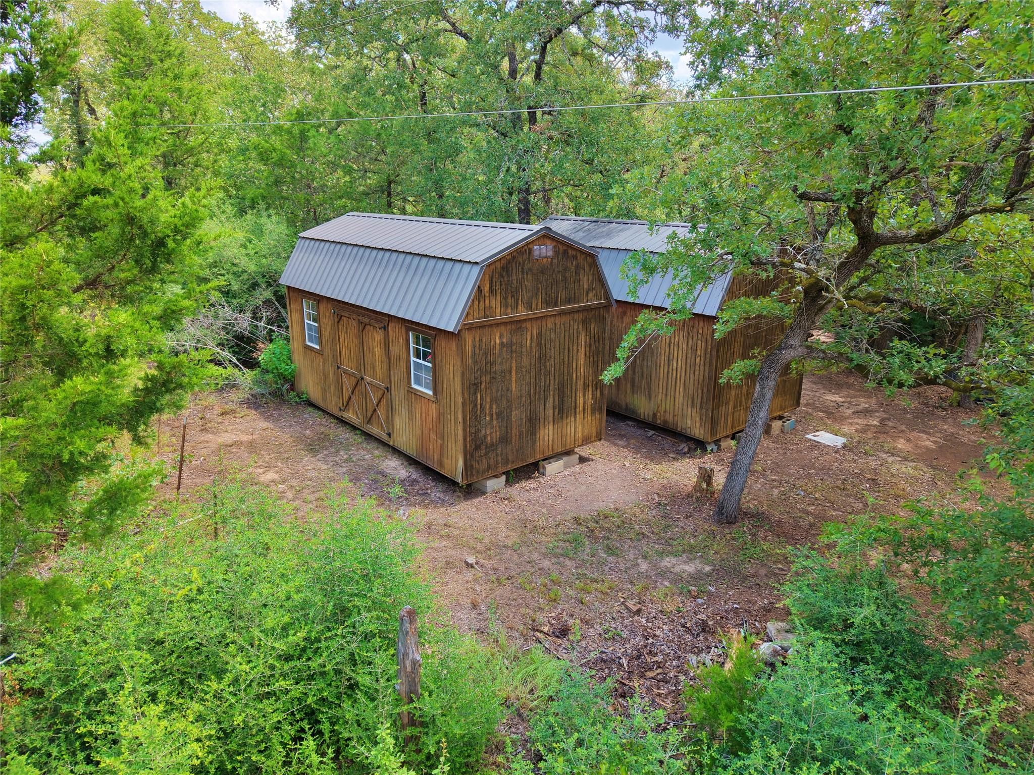 810 Pine Valley Loop, Smithville, TX 78957