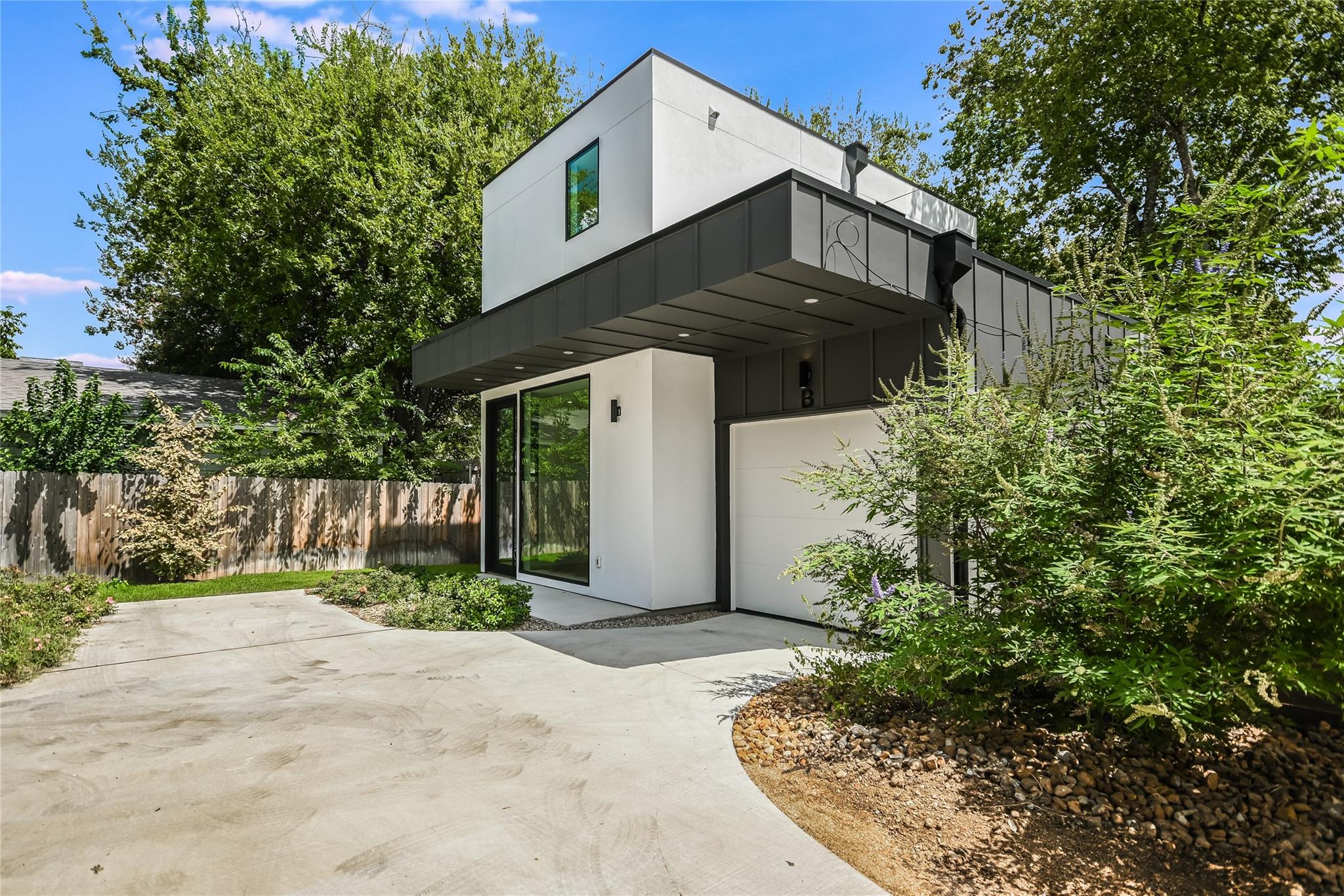 1604 Nash Ave # B, Austin, TX 78704