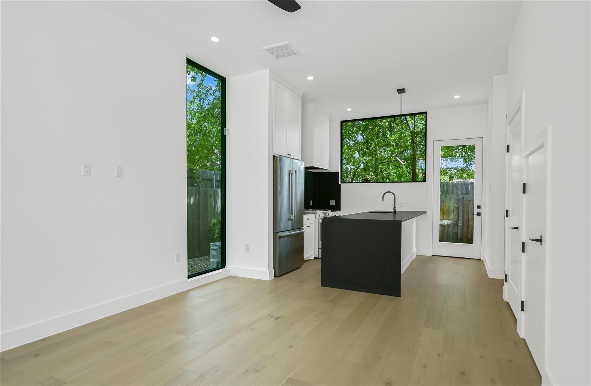 1604 Nash Ave # B, Austin, TX 78704