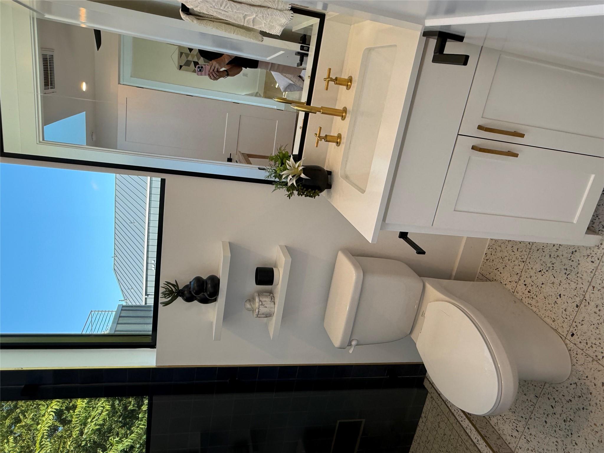 1604 Nash Ave # B, Austin, TX 78704