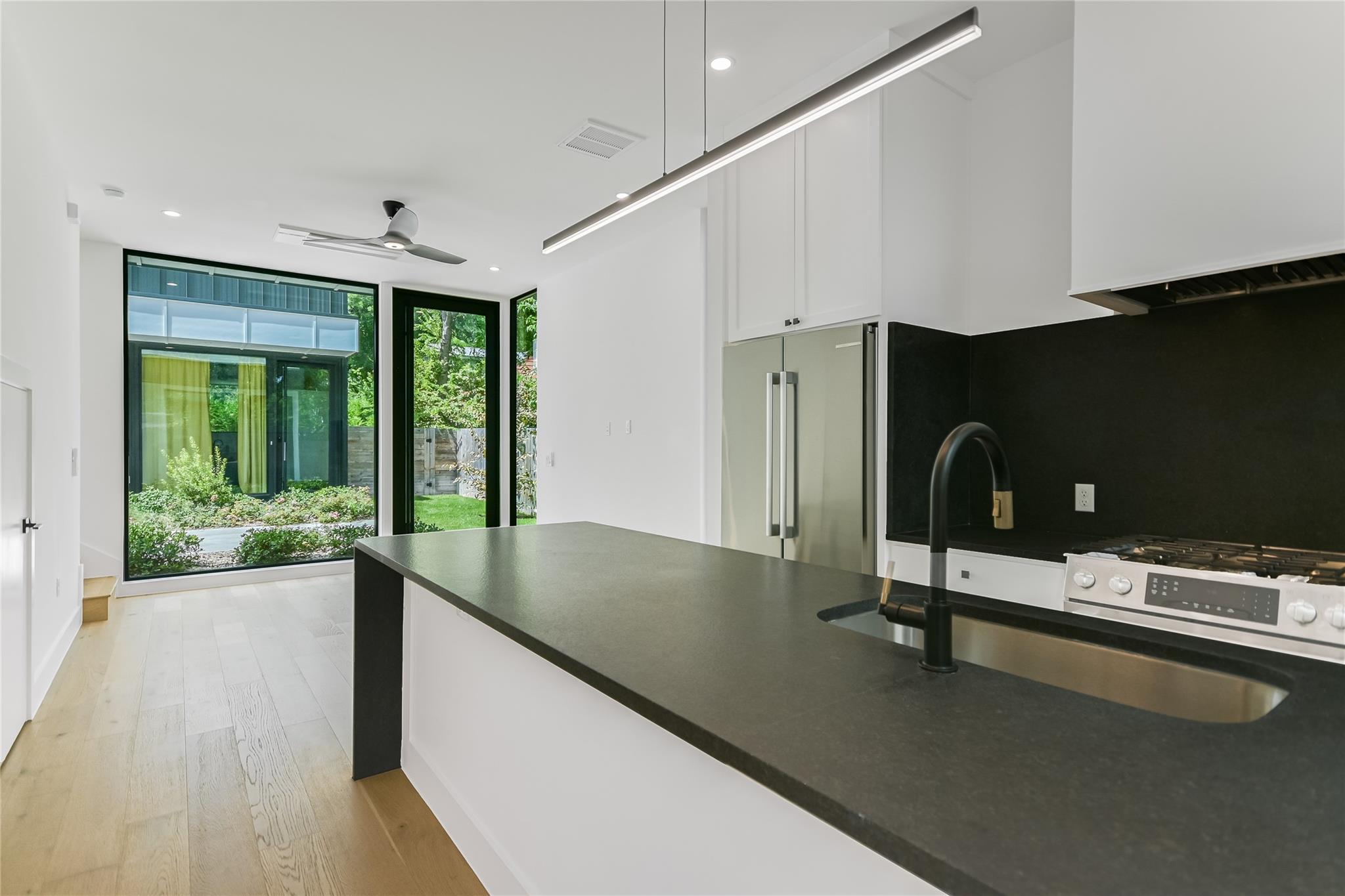 1604 Nash Ave # B, Austin, TX 78704