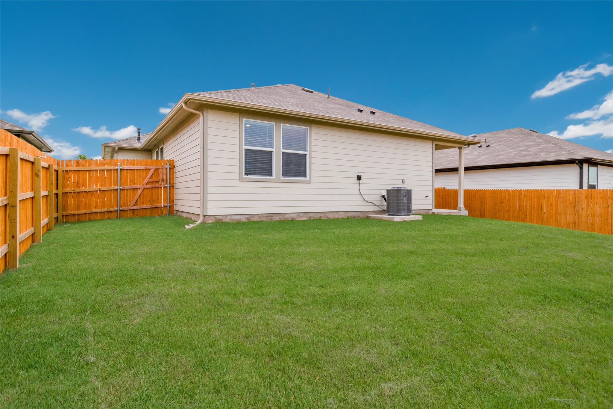 203 Balmorehea St, Kyle, TX 78640