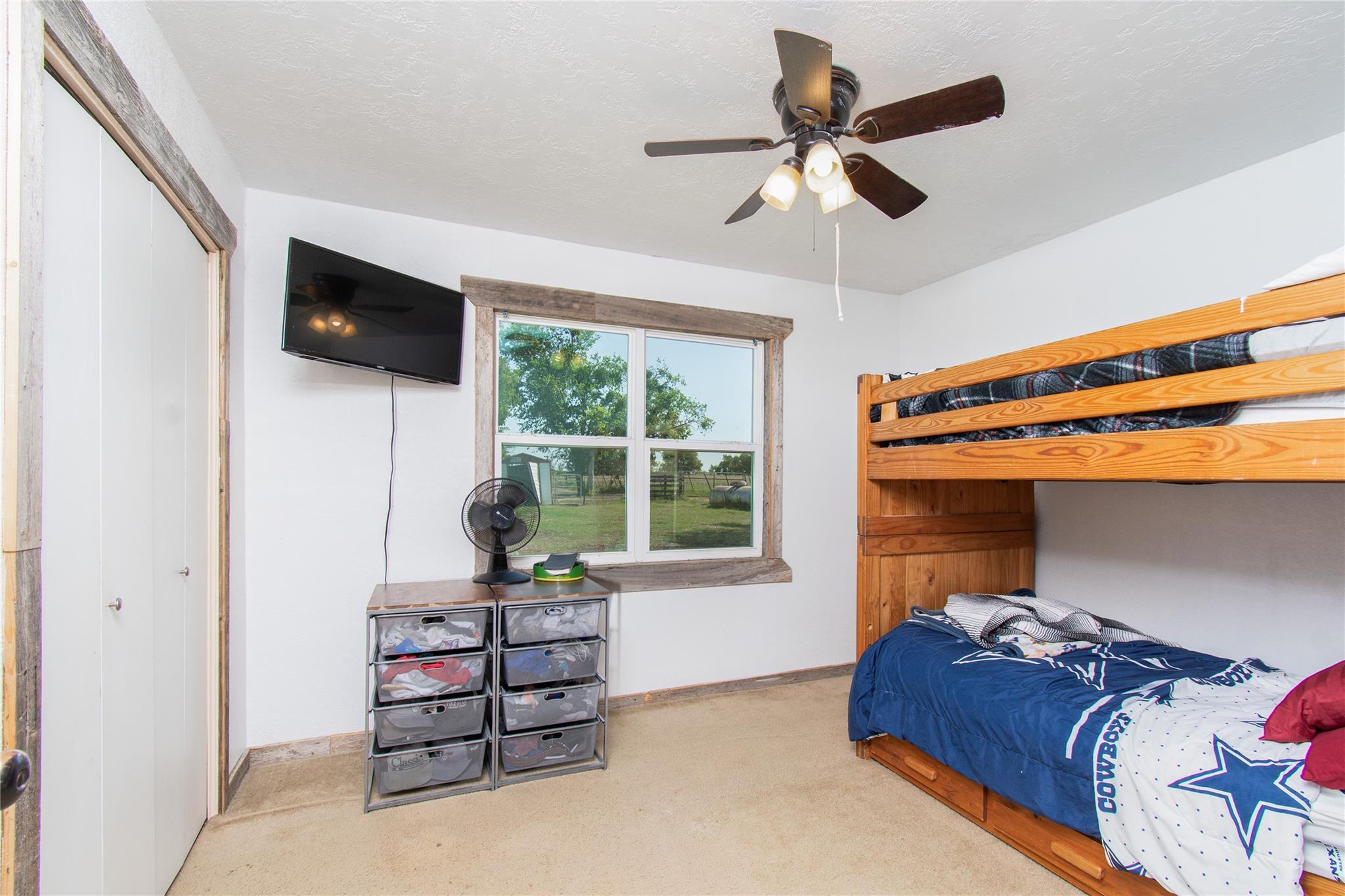 8490 E HWY 190, Rogers, TX 76569