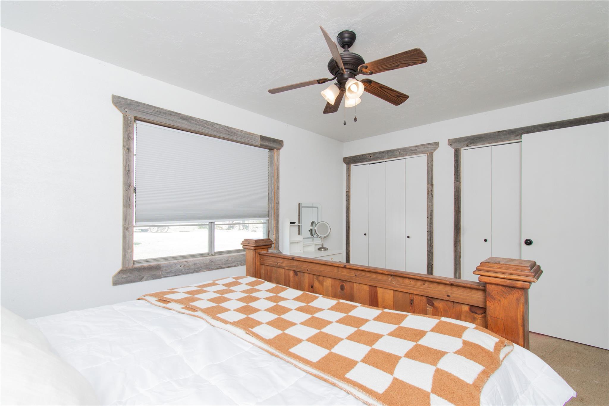 8490 E HWY 190, Rogers, TX 76569