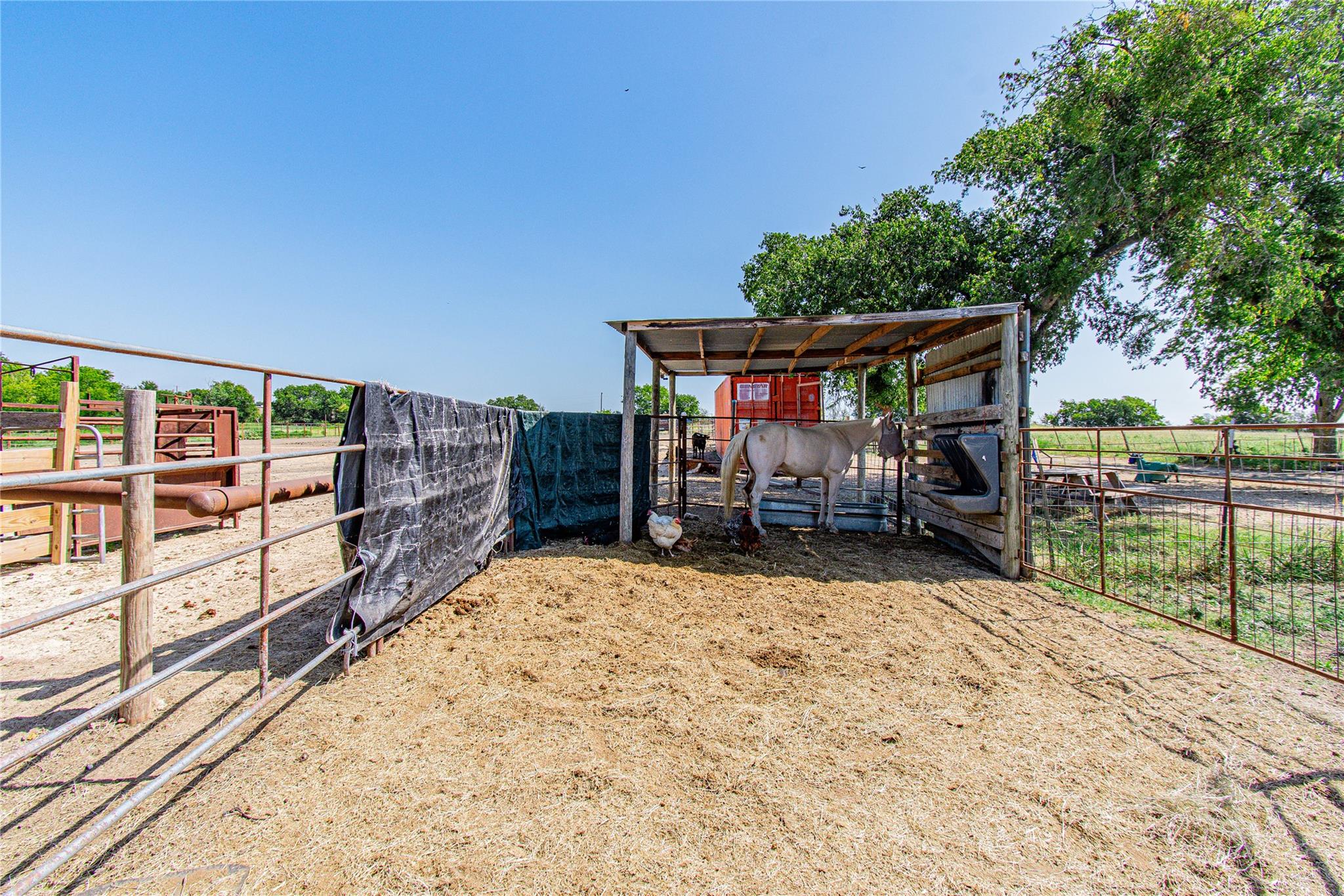8490 E HWY 190, Rogers, TX 76569
