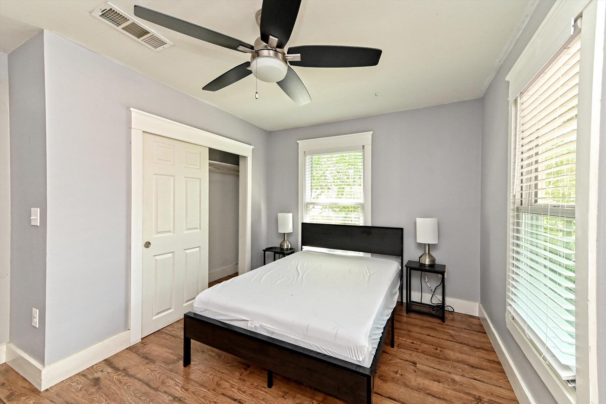 1906 E 21st St, Austin, TX 78722