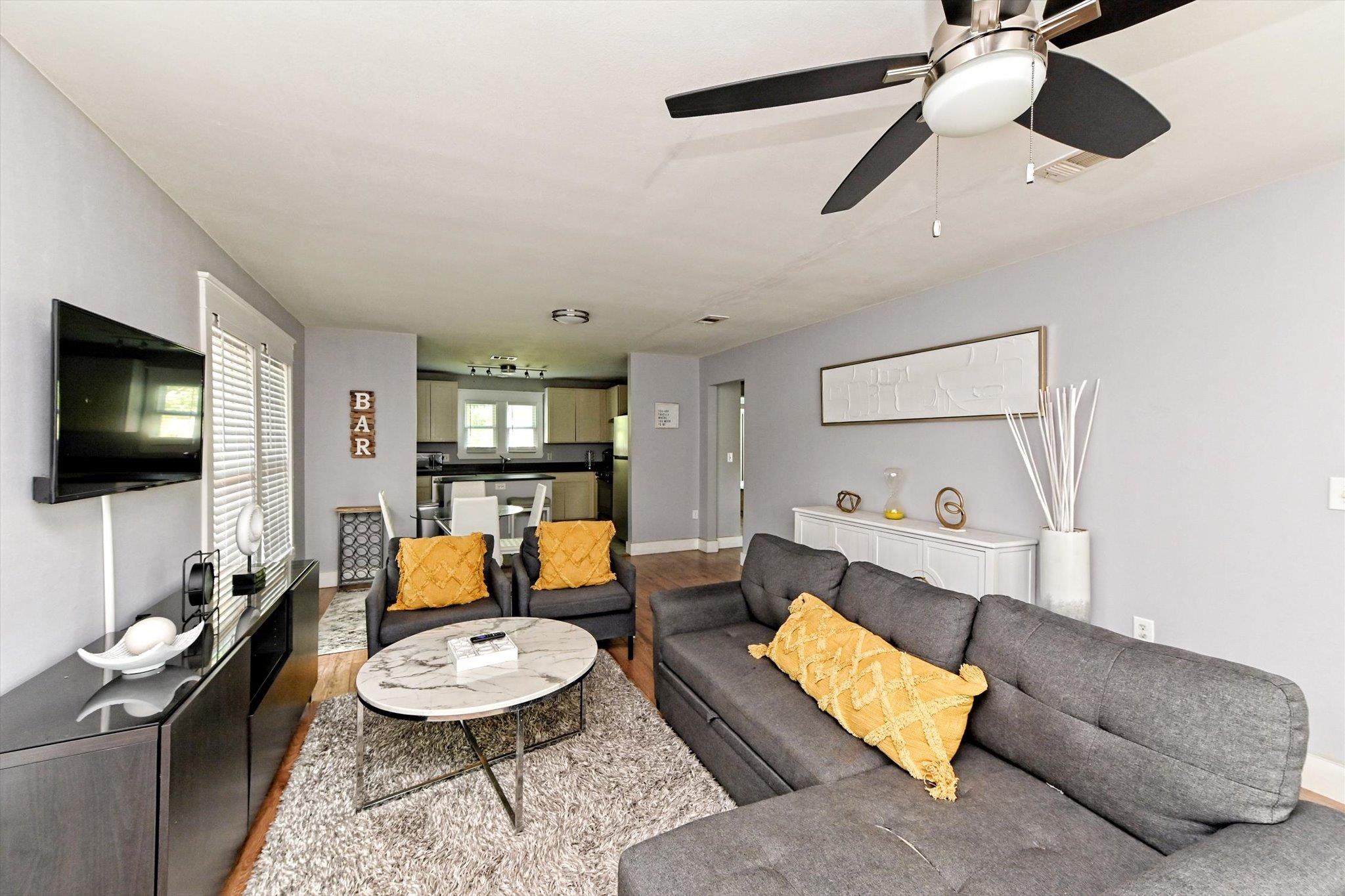 1906 E 21st St, Austin, TX 78722