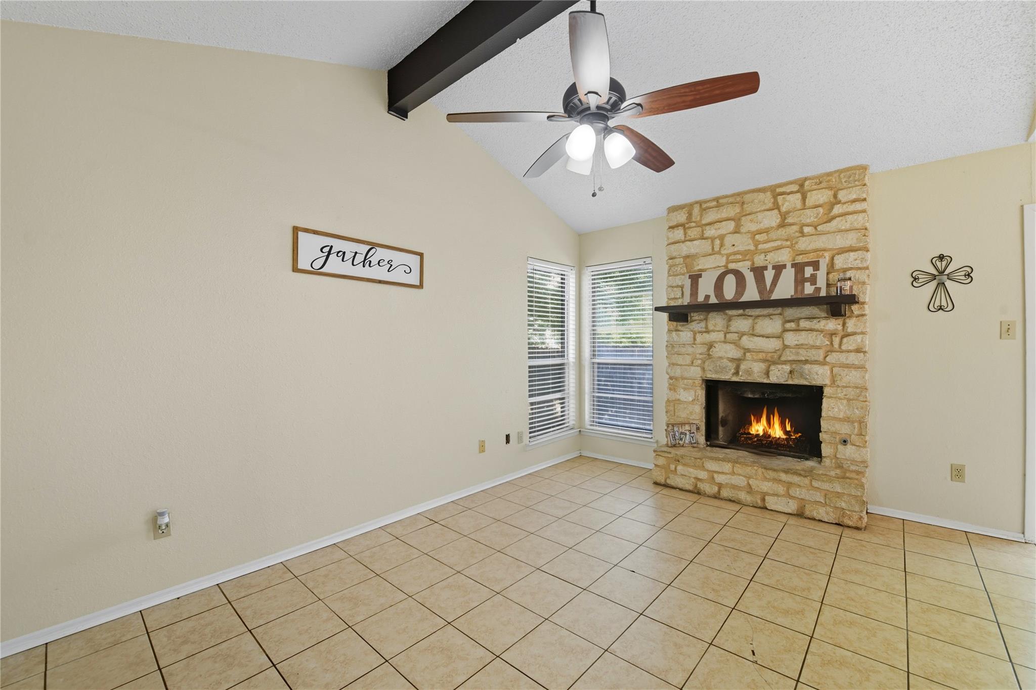 1231 Royal Crest Dr, Killeen, TX 76549