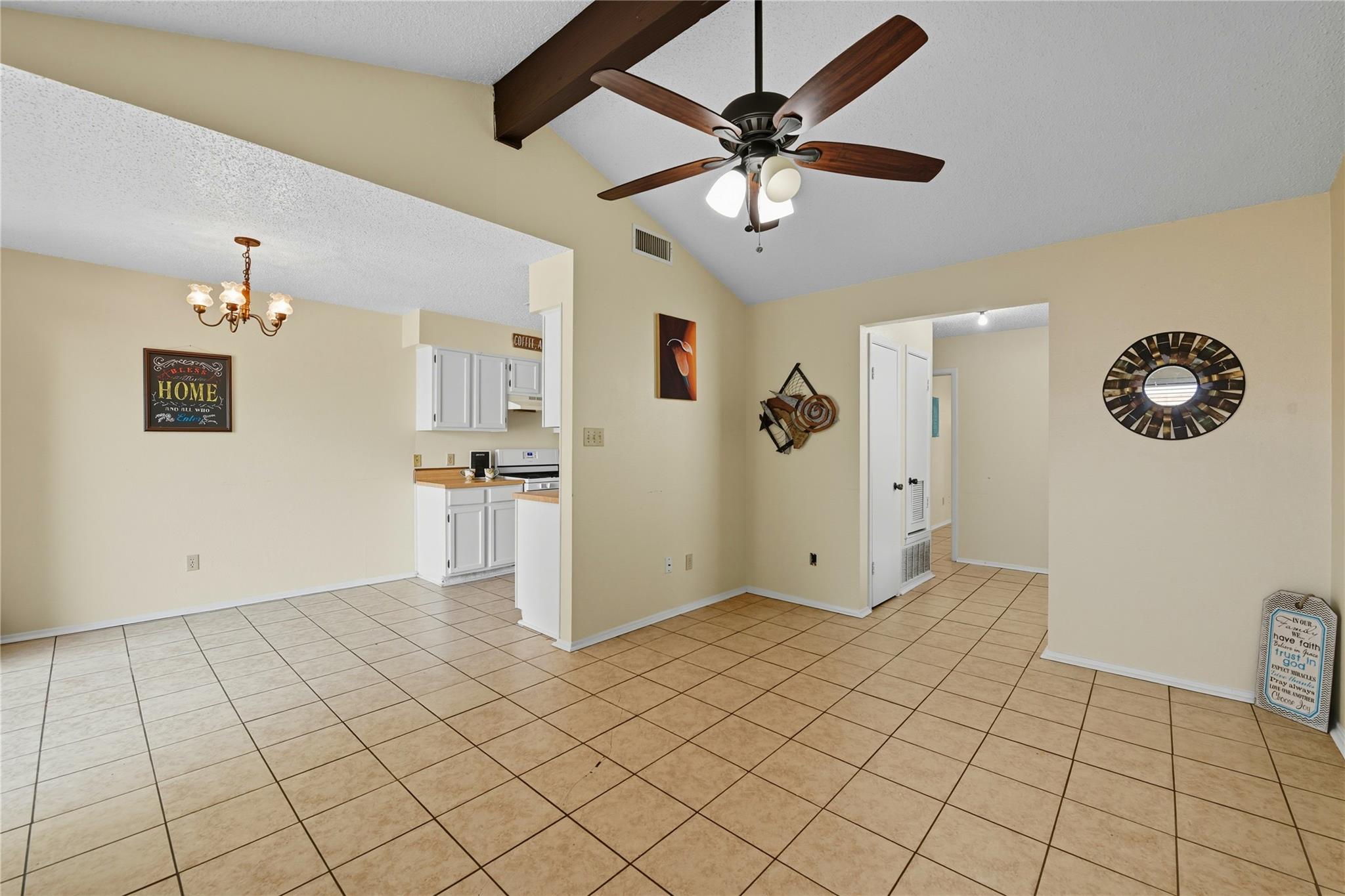 1231 Royal Crest Dr, Killeen, TX 76549