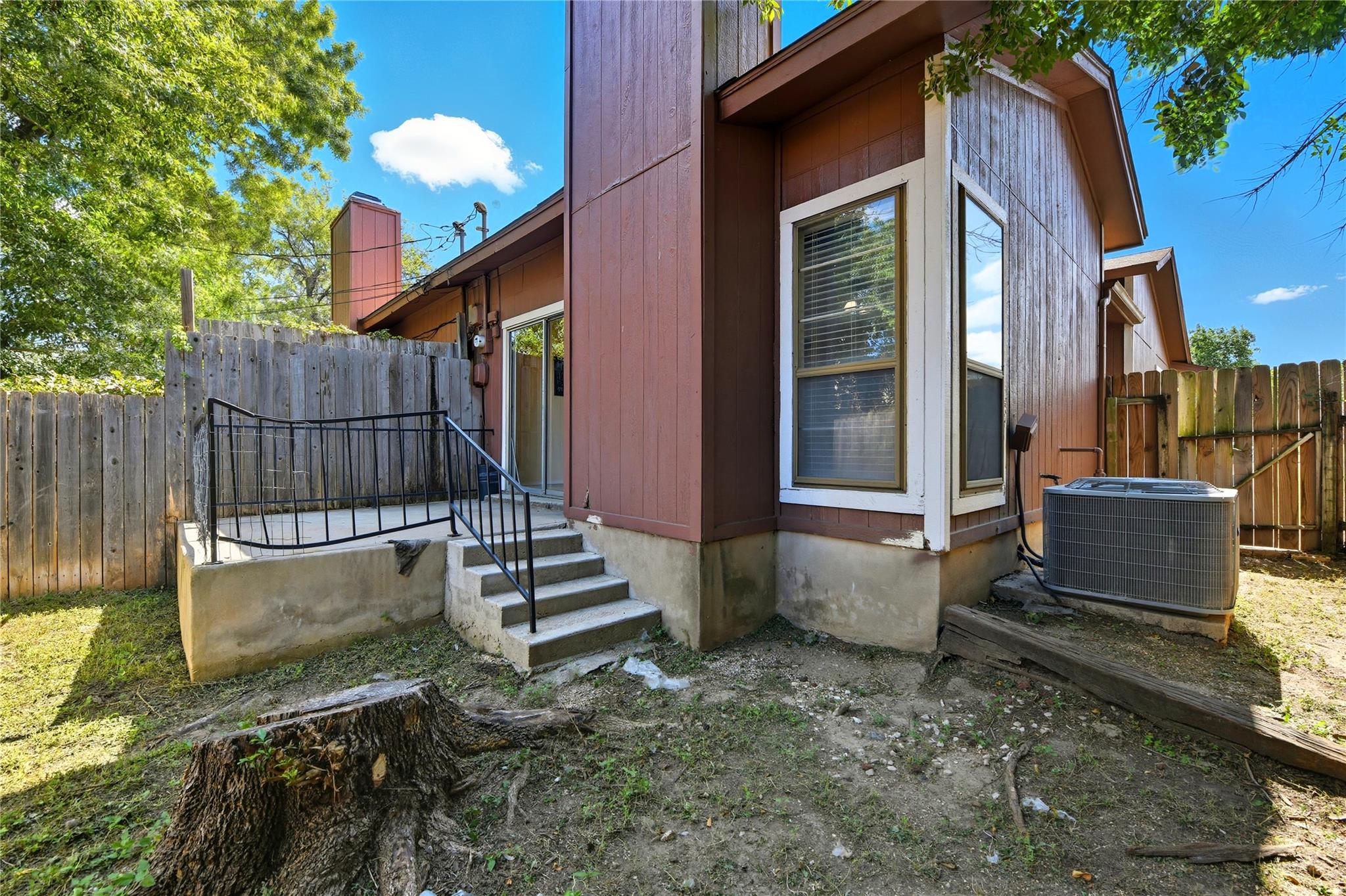 1231 Royal Crest Dr, Killeen, TX 76549