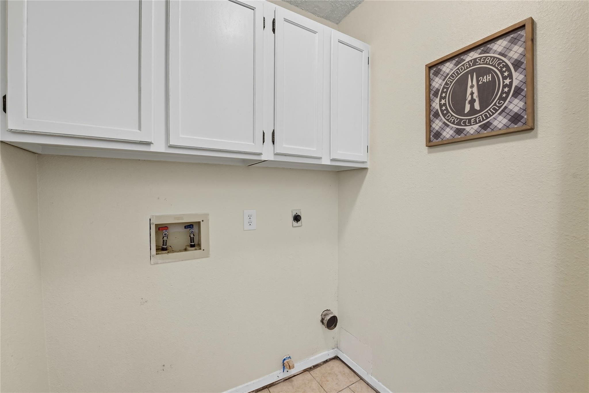 1231 Royal Crest Dr, Killeen, TX 76549