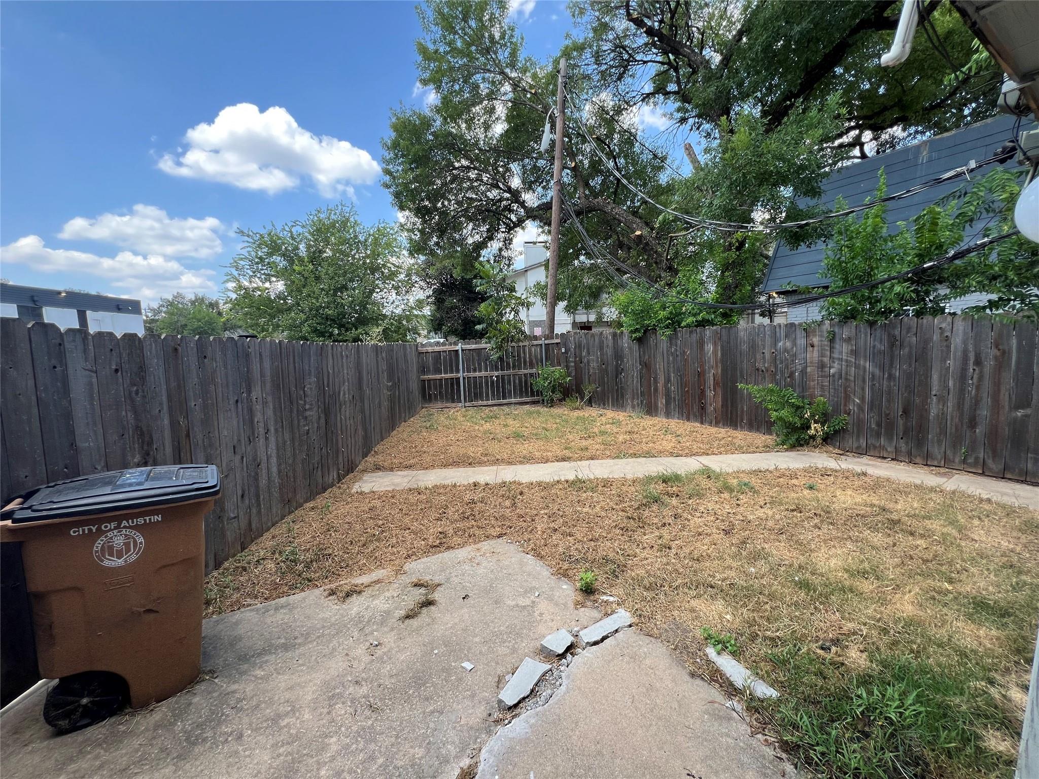 5808 Wellington Dr # 4, Austin, TX 78723