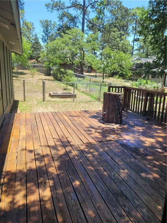 171 Tahitian Dr, Bastrop, TX 78602