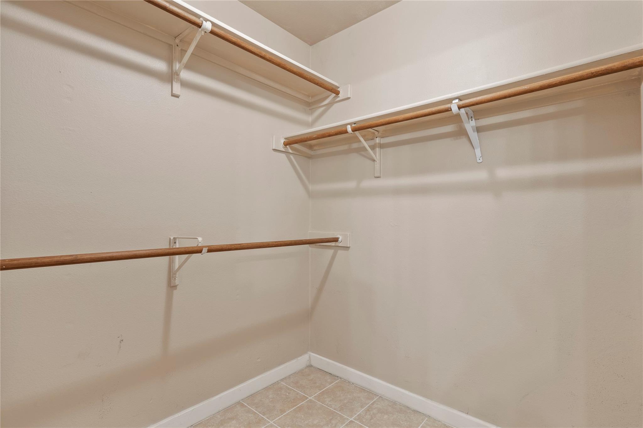 1812 Southcreek Dr, Leander, TX 78641