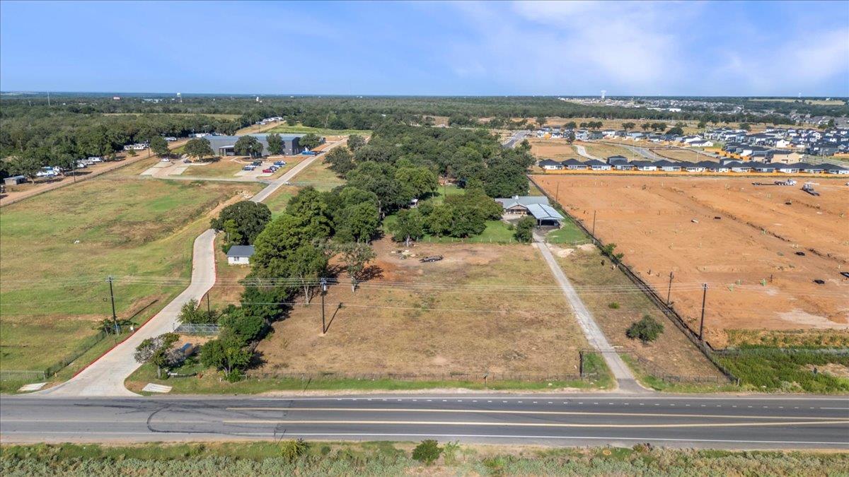 186 Fm 969, Bastrop, TX 78602