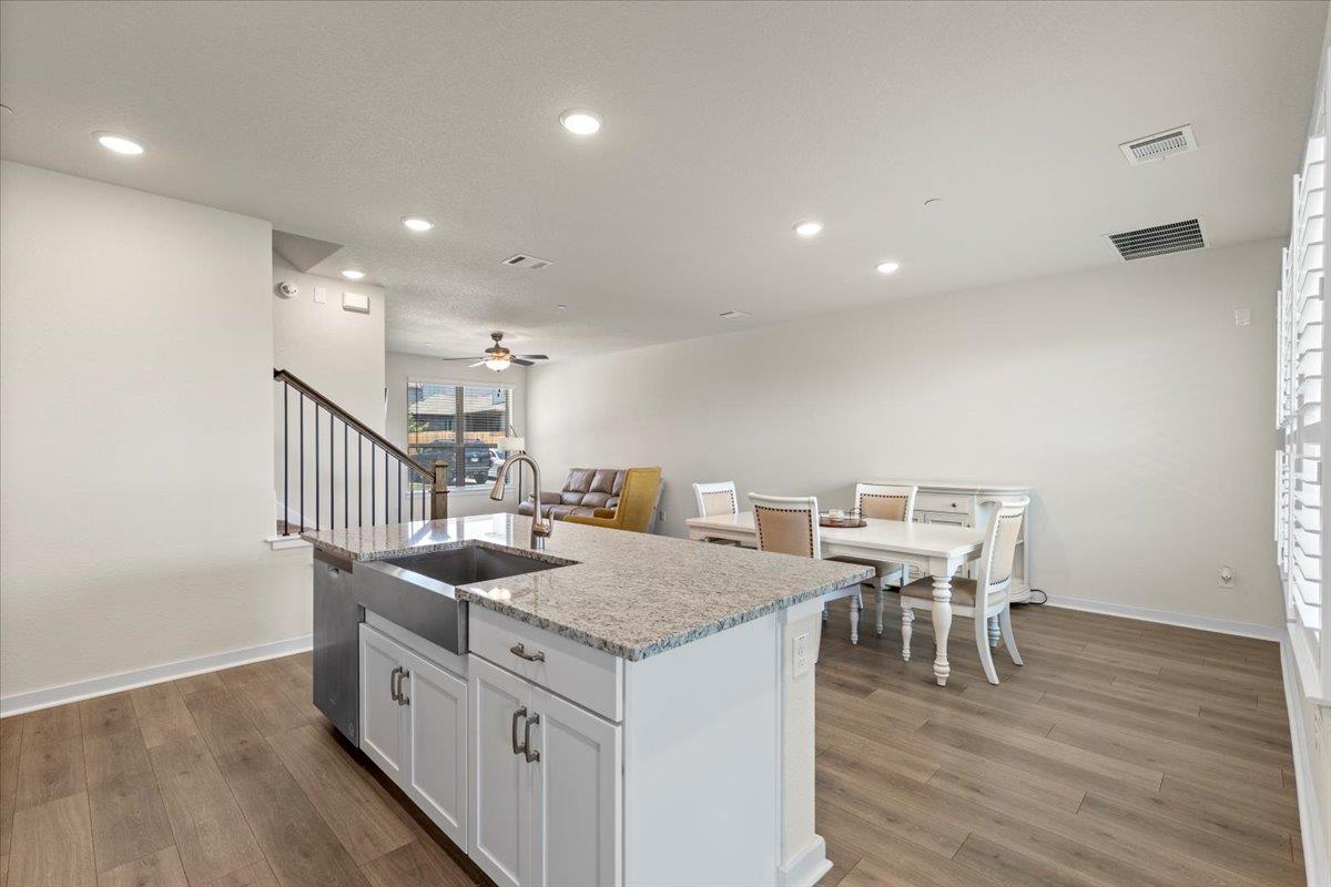 2500 Forest Creek Dr # 703, Round Rock, TX 78665