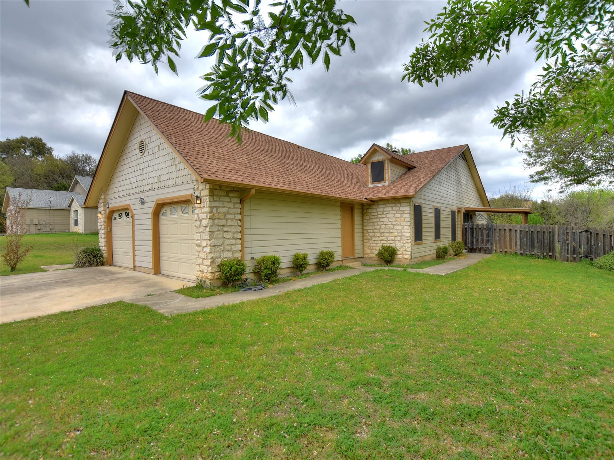 415 FANTAIL Loop # B, Austin, TX 78734