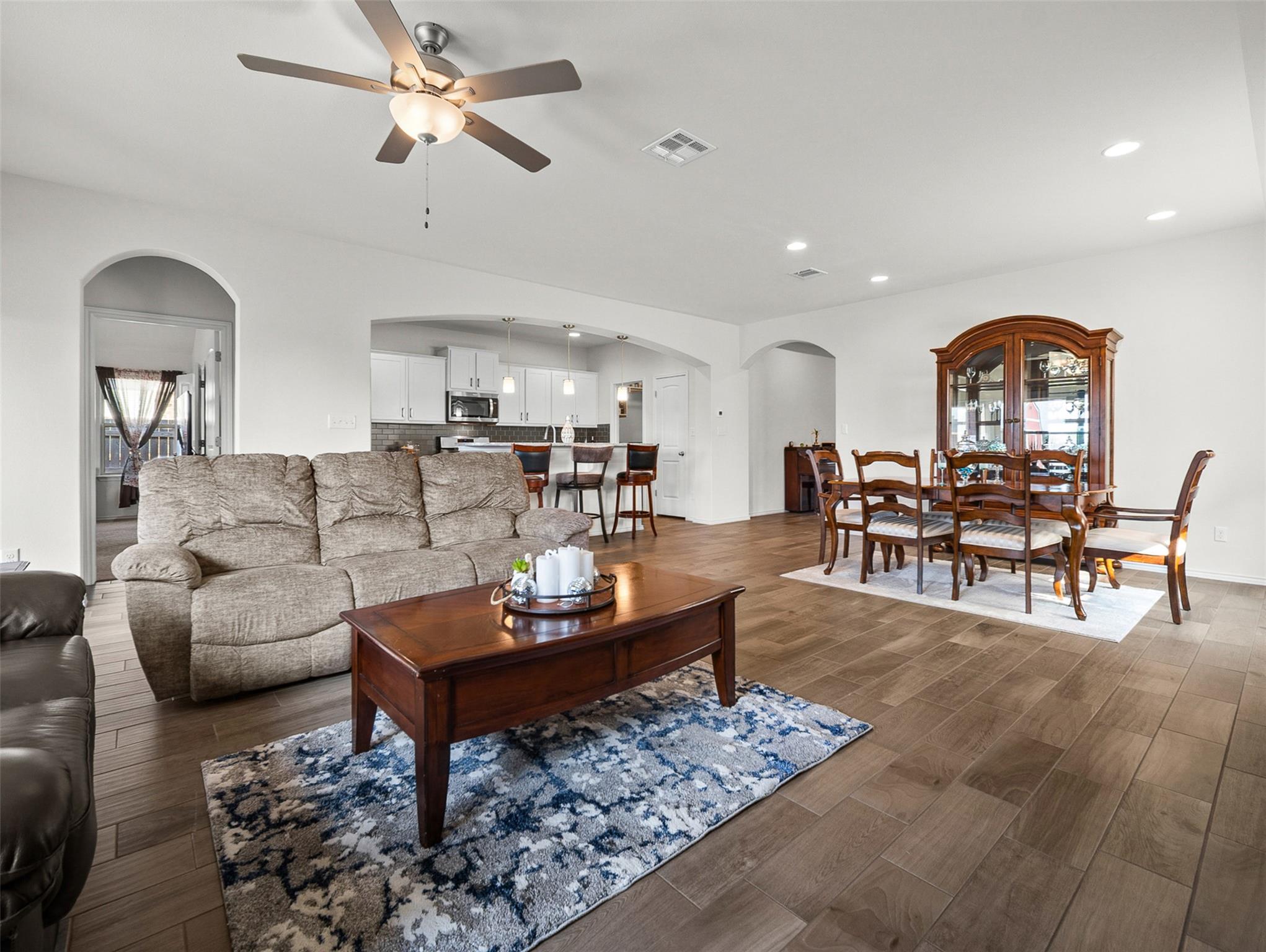 133 Alba Ave, San Marcos, TX 78666