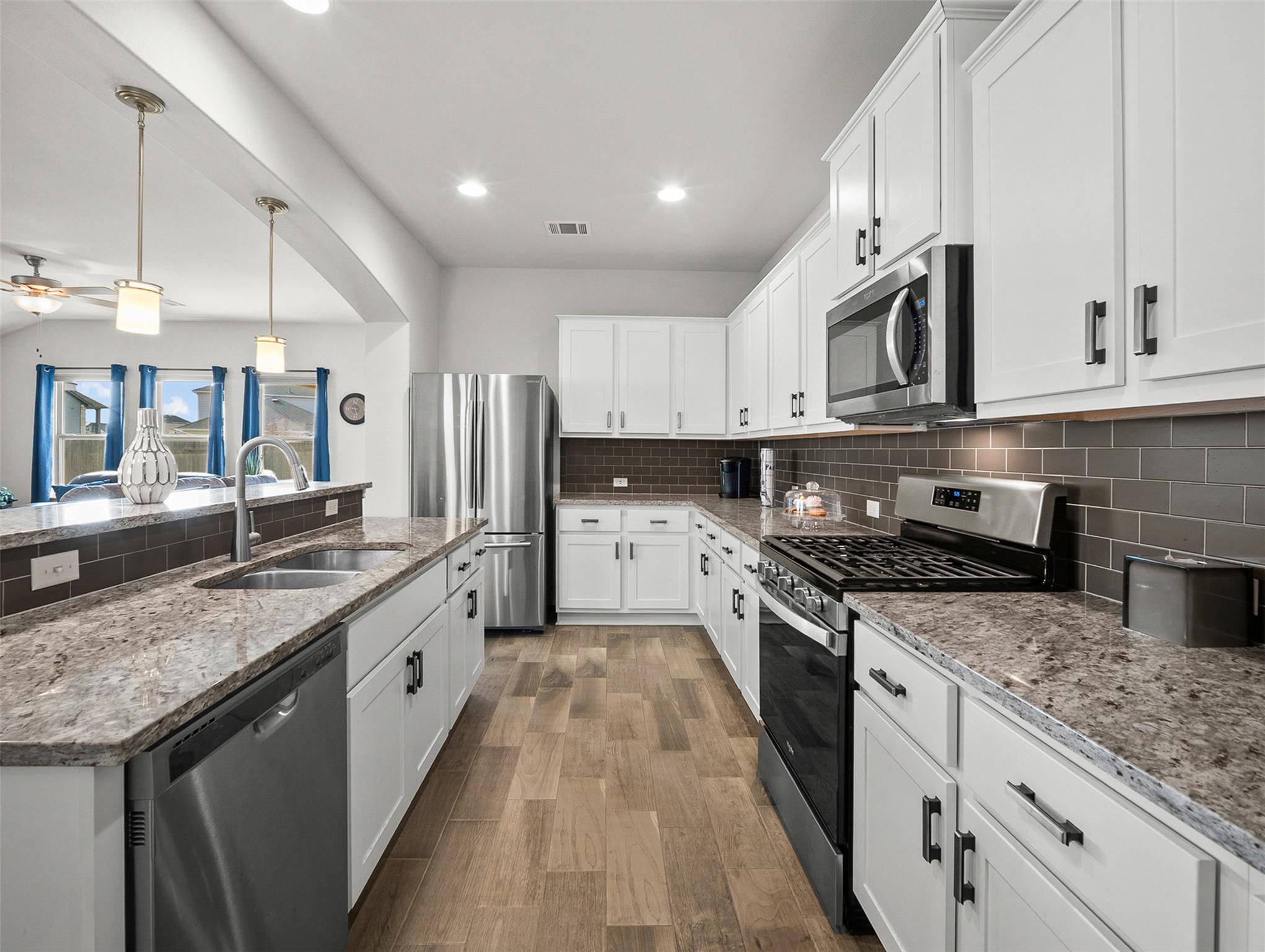 133 Alba Ave, San Marcos, TX 78666