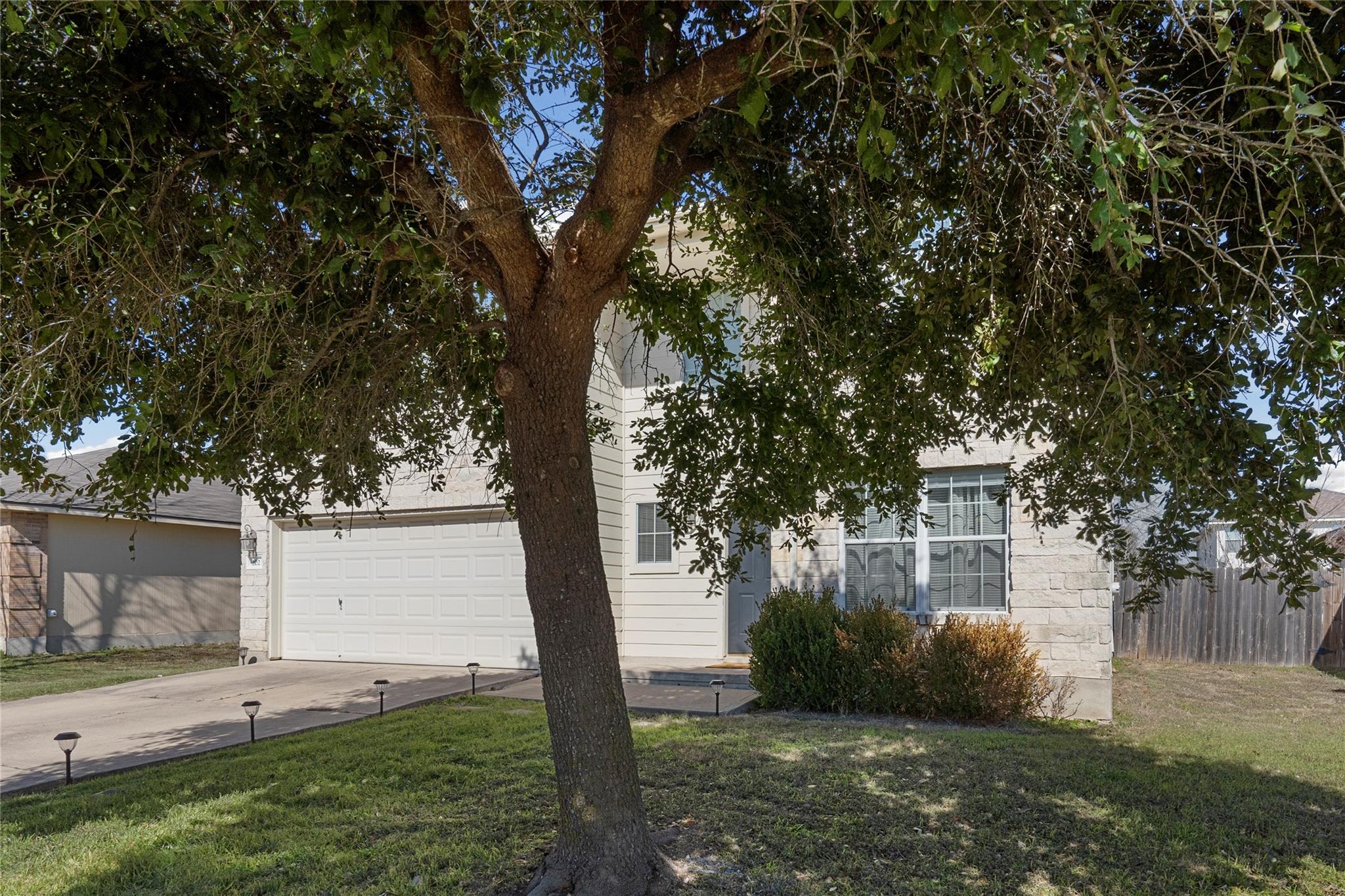 202 Rinehardt St, Hutto, TX 78634