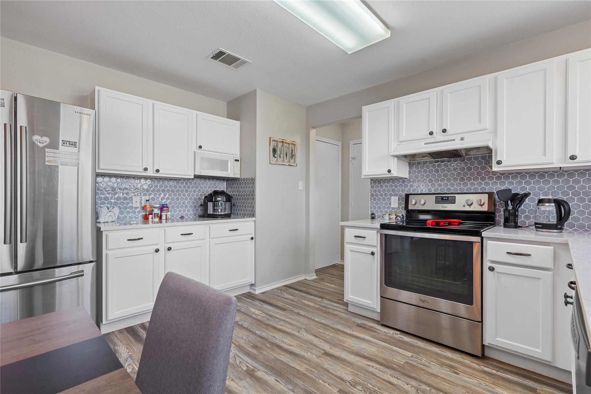 202 Rinehardt St, Hutto, TX 78634