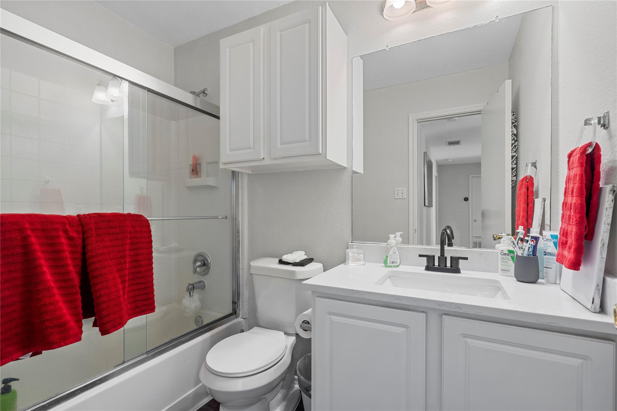 202 Rinehardt St, Hutto, TX 78634