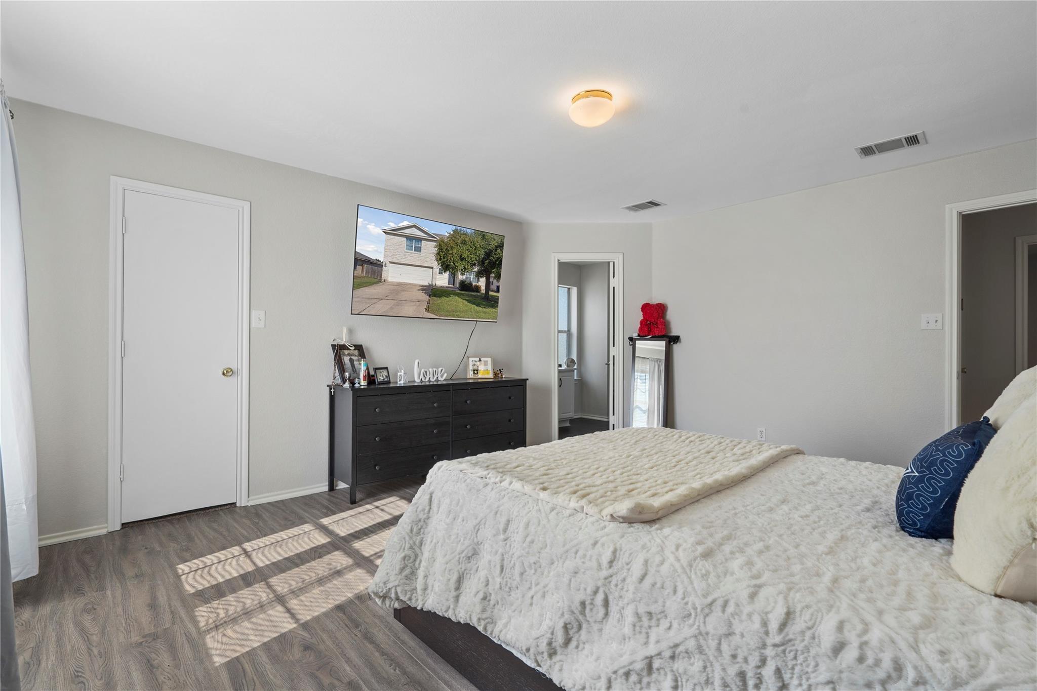 202 Rinehardt St, Hutto, TX 78634