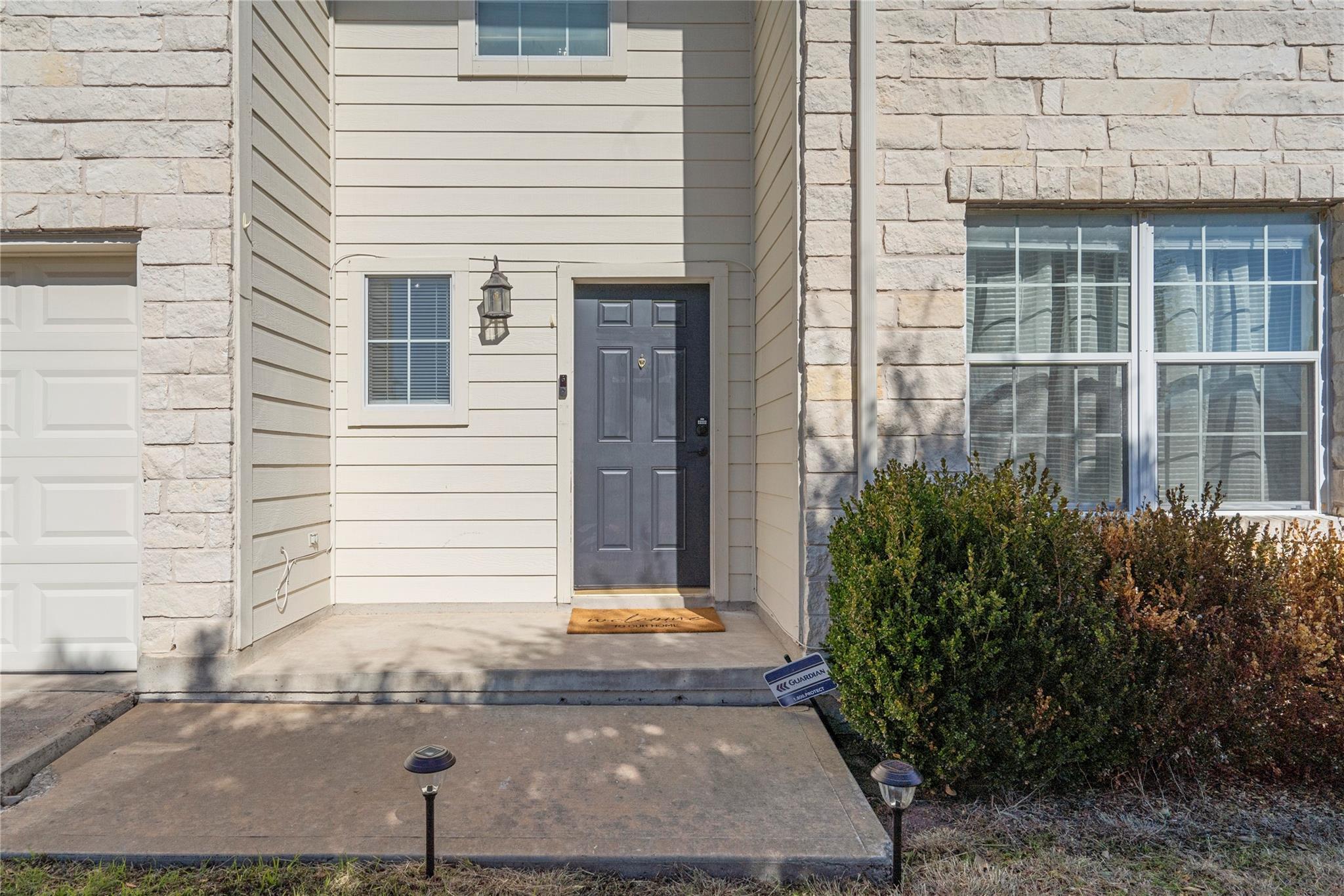 202 Rinehardt St, Hutto, TX 78634