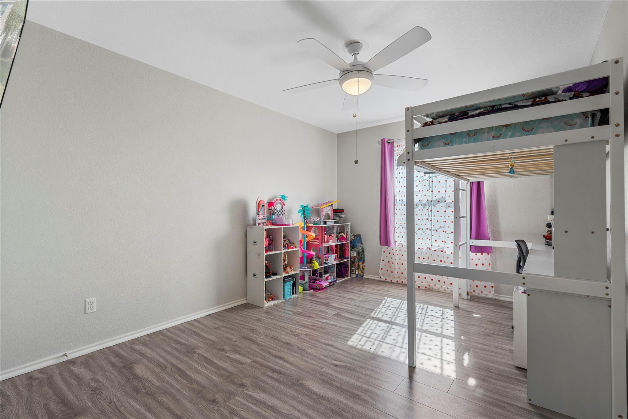 202 Rinehardt St, Hutto, TX 78634