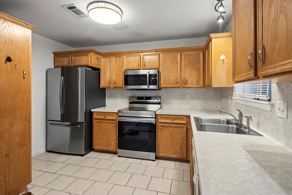 5003 Sunrise St, Killeen, TX 76542