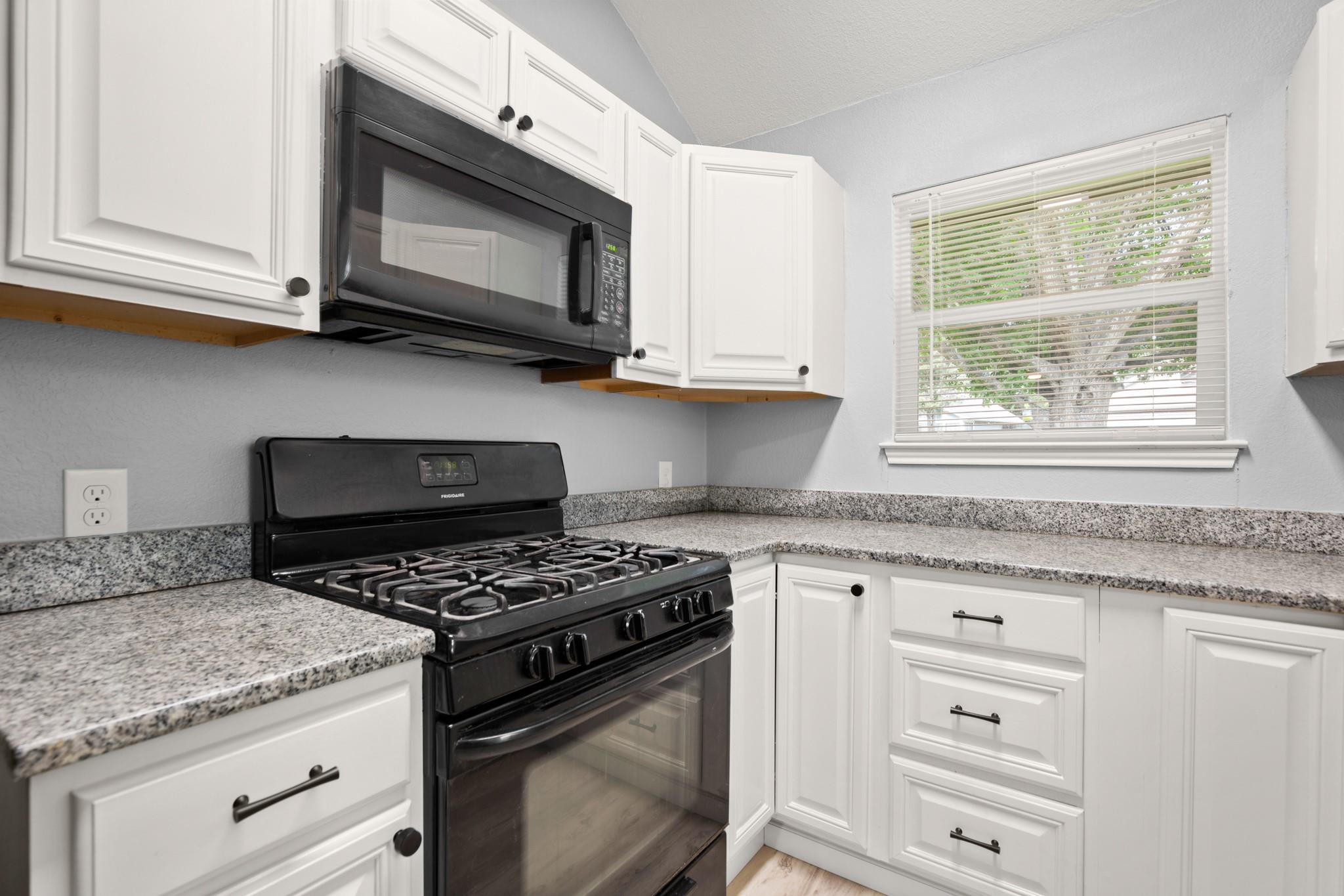 12325 Little Fatima Ln, Austin, TX 78753