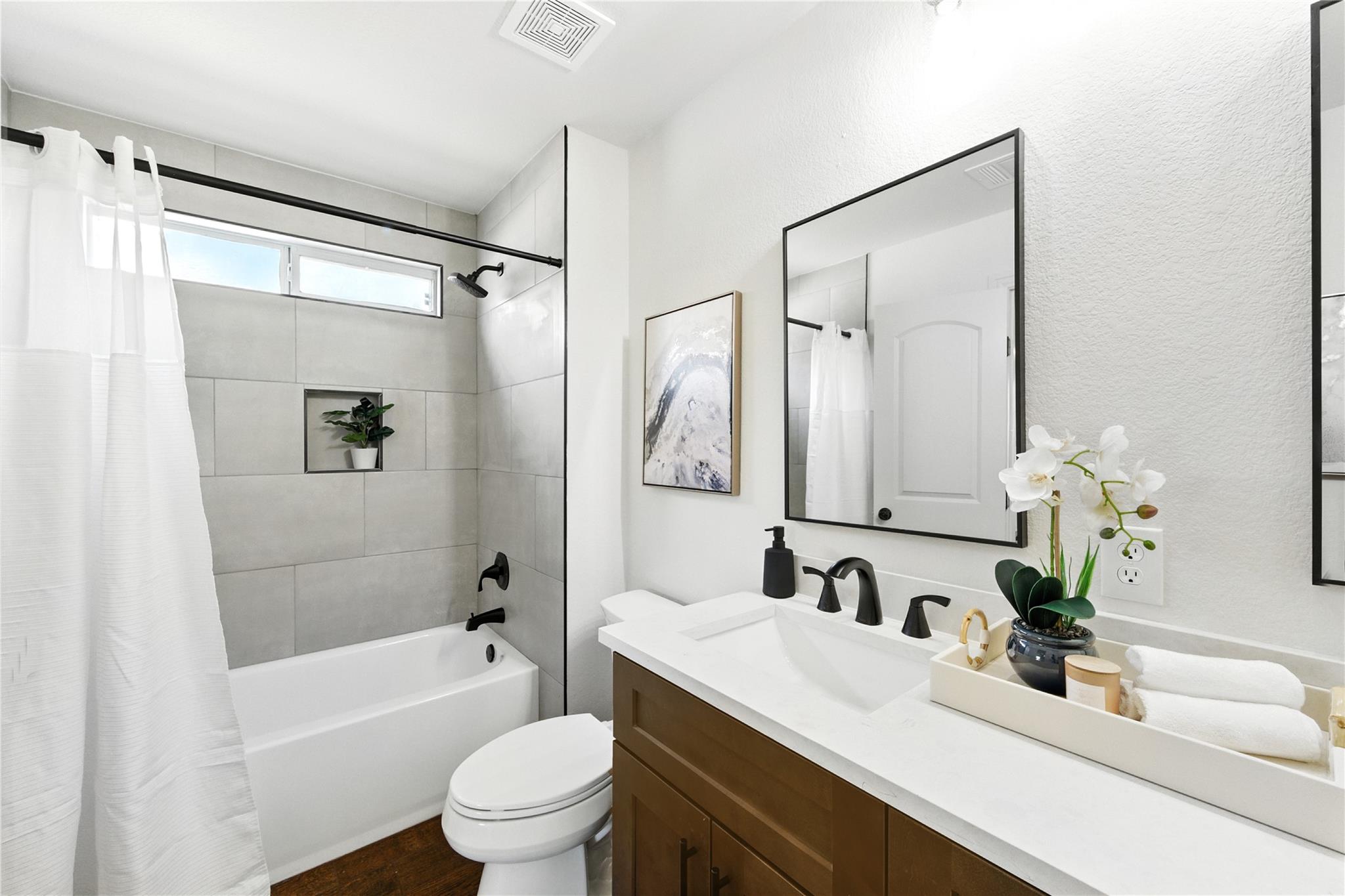 18112 Topsail St, Manor, TX 78653