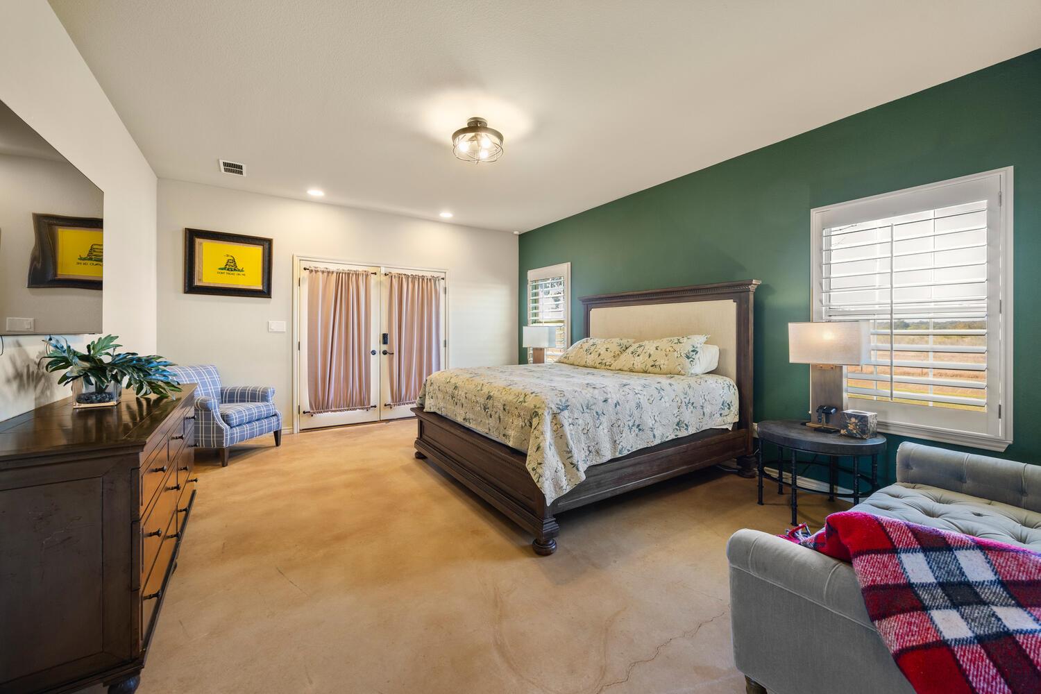 192 Indian Oaks Pass, Blanco, TX 78606