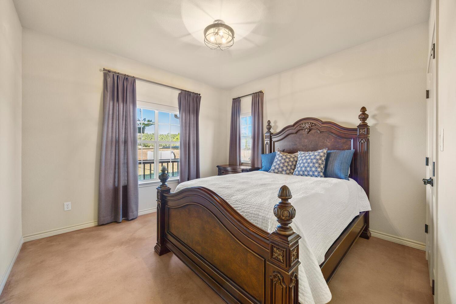 192 Indian Oaks Pass, Blanco, TX 78606