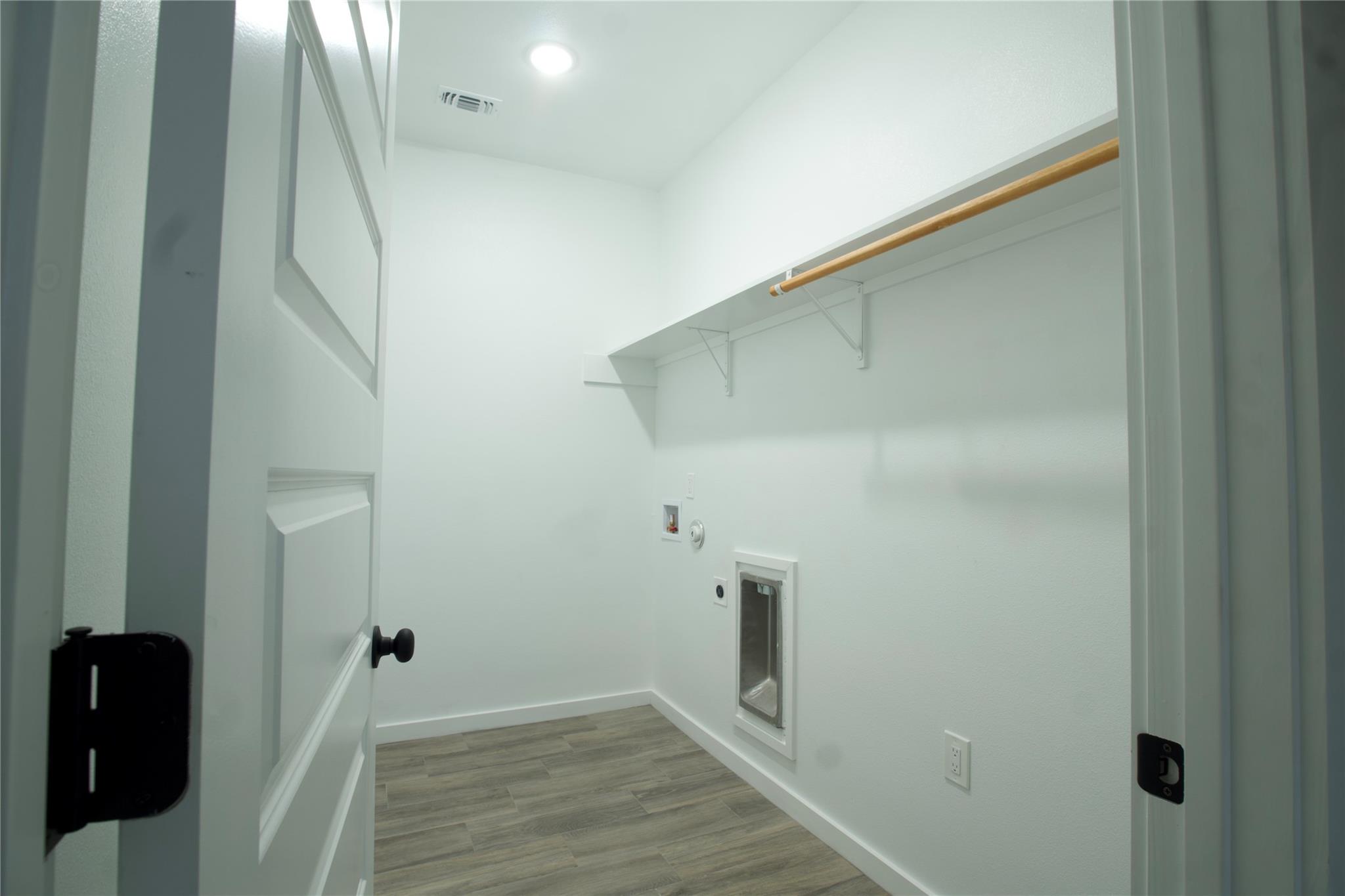 108 Kimo Ct, Bastrop, TX 78602