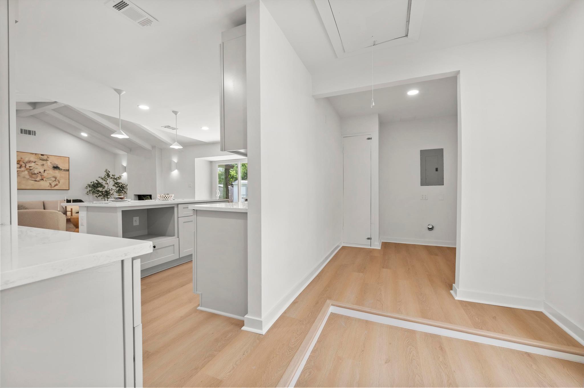 2307 Mimosa Dr, Austin, TX 78745