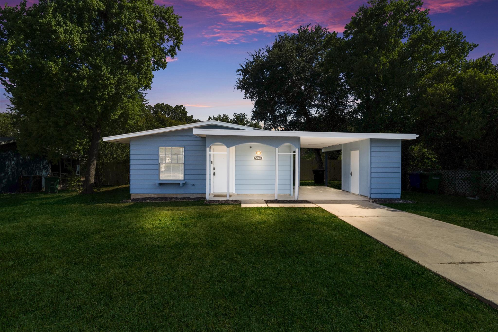 5846 Castle Lake, San Antonio, TX 78218